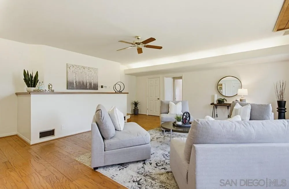 https://cdn.realtyfeed.com/cdn/127/260015548/18e352bb542d9a490809eb6b8e13f2ce.webp