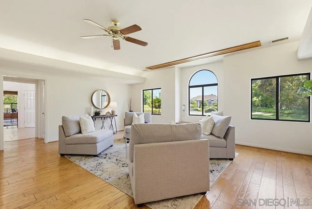https://cdn.realtyfeed.com/cdn/127/260015548/8d5ac214667919122583131a1b8f626e.webp