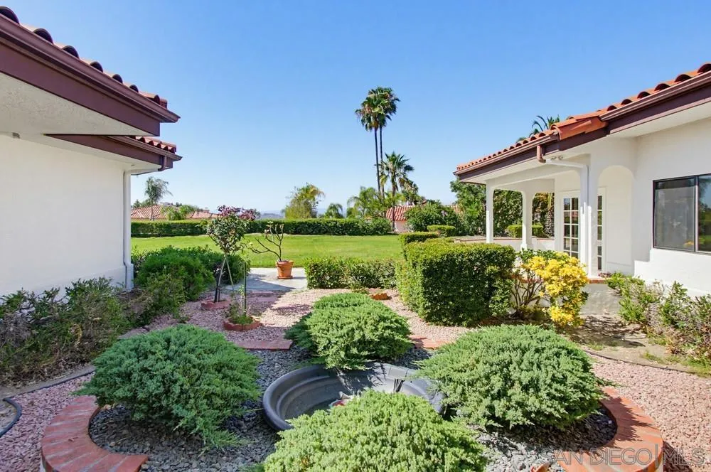 https://cdn.realtyfeed.com/cdn/127/260015548/d383288e0c88b1a1d452013505a472b0.webp
