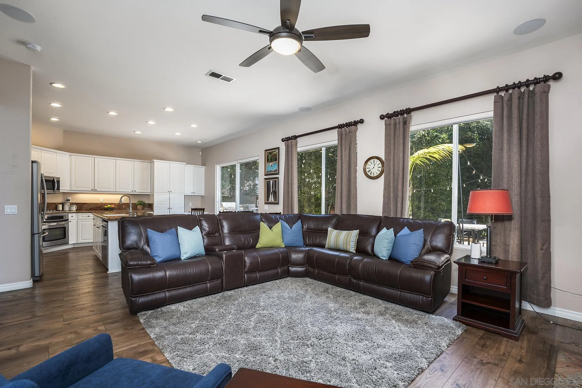 https://cdn.realtyfeed.com/cdn/127/260015550/62e16e3e9faf7b2c5378c7cce8124be2.webp