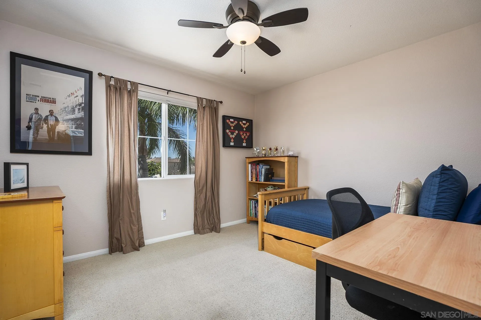 https://cdn.realtyfeed.com/cdn/127/260015550/cd69e7dba61786fb73ac6e7c928583c3.webp