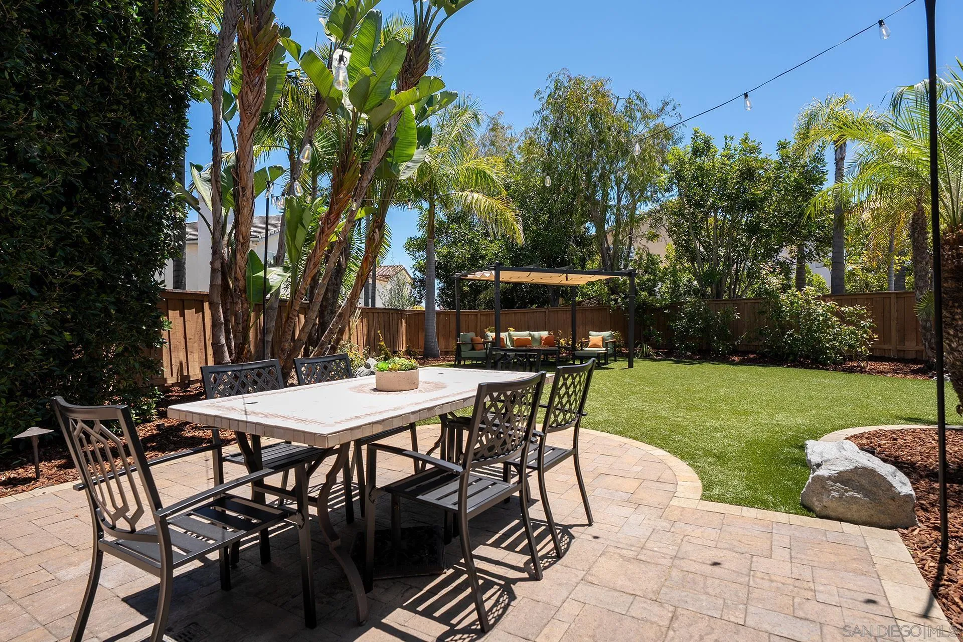 https://cdn.realtyfeed.com/cdn/127/260015550/db3cbc69c77b72ffb1ae72374d770614.webp