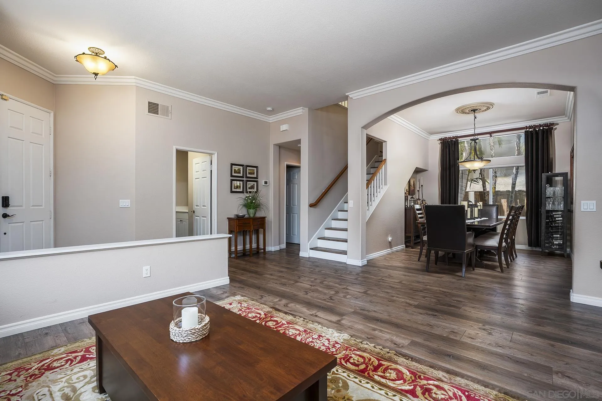 https://cdn.realtyfeed.com/cdn/127/260015550/e5d509e6d294e902c5b0d8f04e700dd9.webp