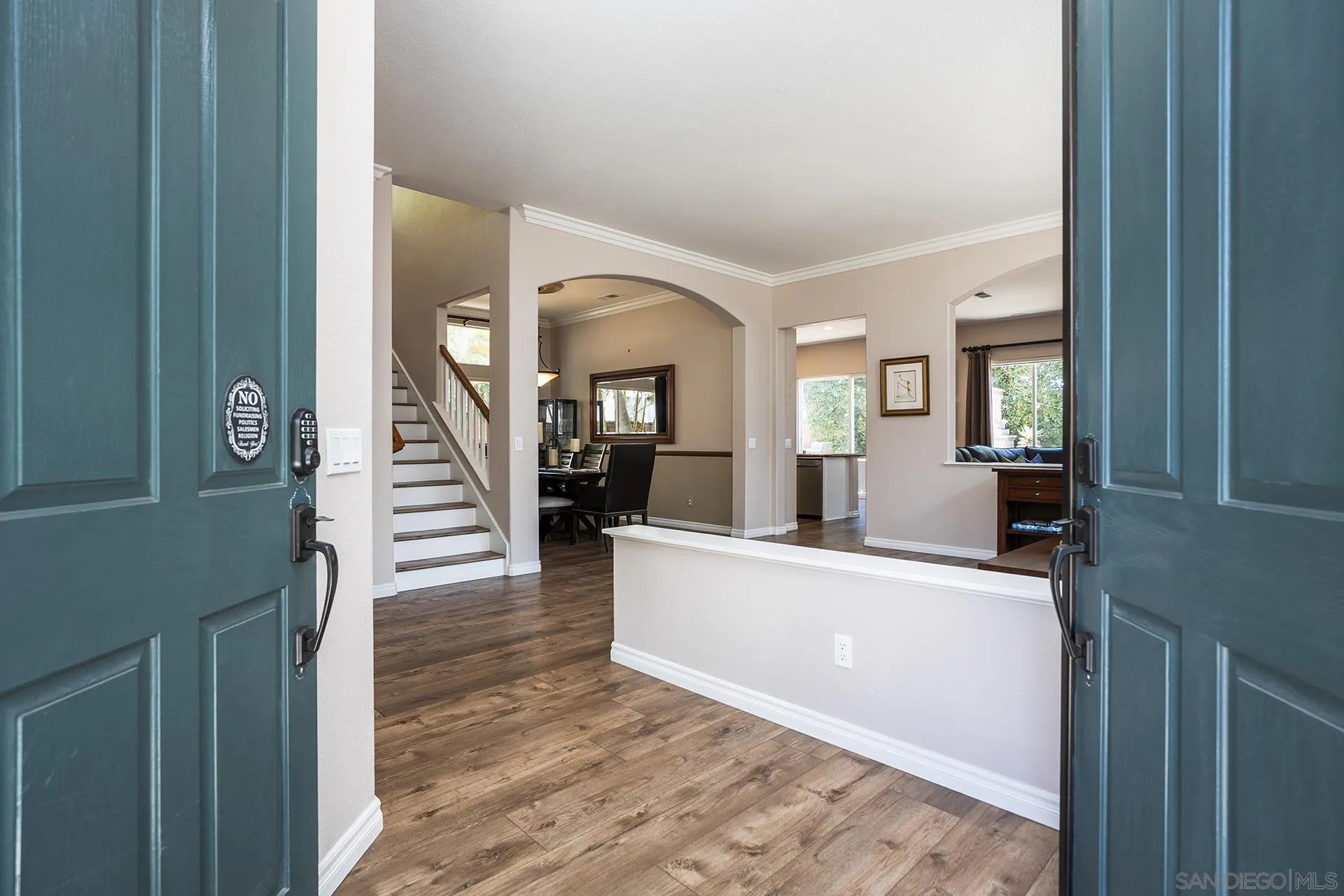 https://cdn.realtyfeed.com/cdn/127/260015550/fb9beb1f360443ee4d6c37c8b6a42345.webp