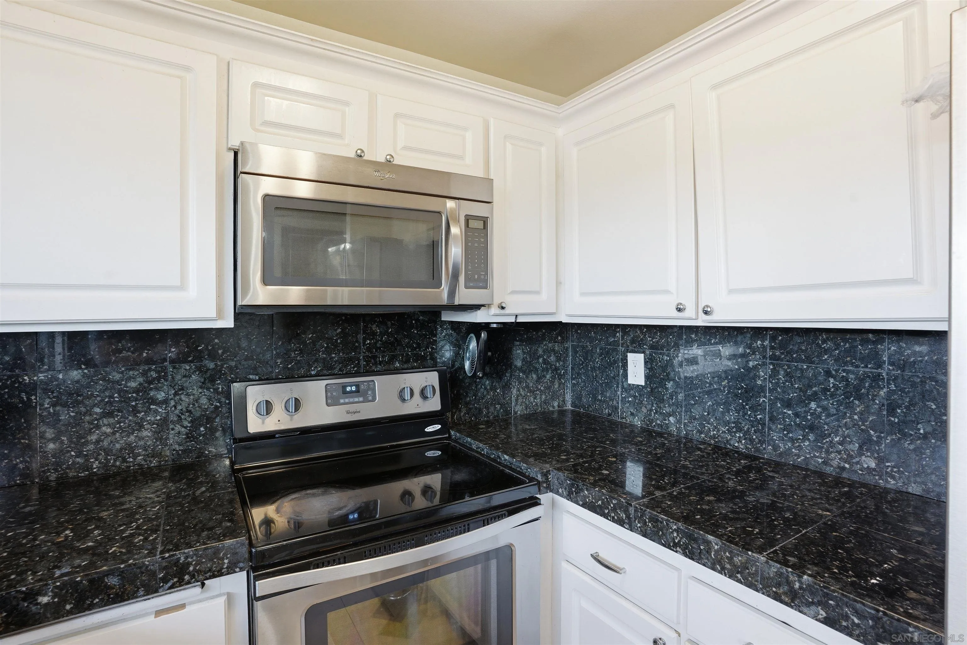 9463 Gold Coast Unit H5, San Diego, CA 92126 - Photo 5 of 24, San Diego, CA