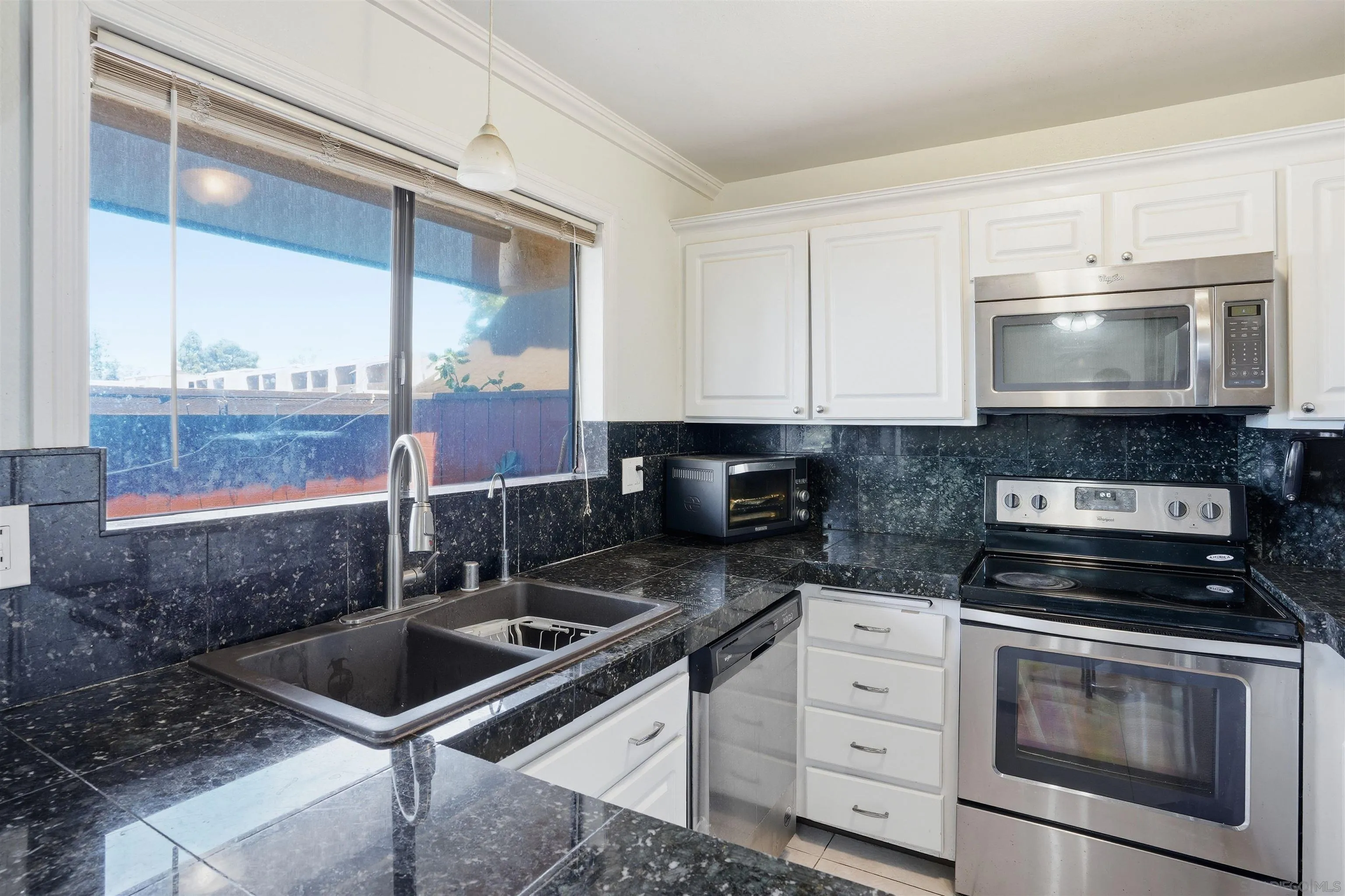 9463 Gold Coast Unit H5, San Diego, CA 92126 - Photo 4 of 24, San Diego, CA