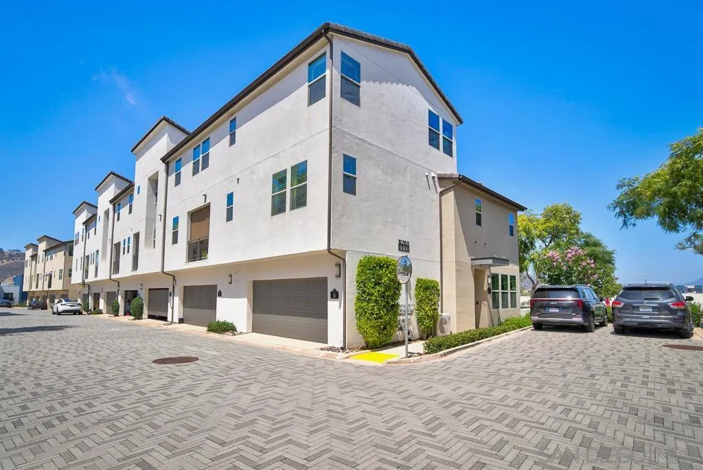 Photo #39: 260015554 Listing: Photo #39
