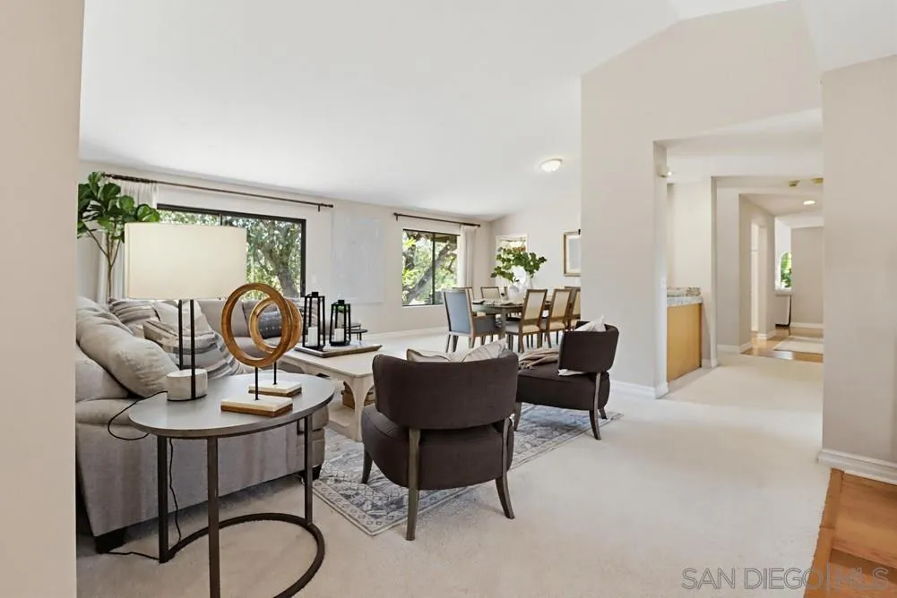 https://cdn.realtyfeed.com/cdn/127/260015557/504f52bd7799e04ce5069eb90212261b.webp