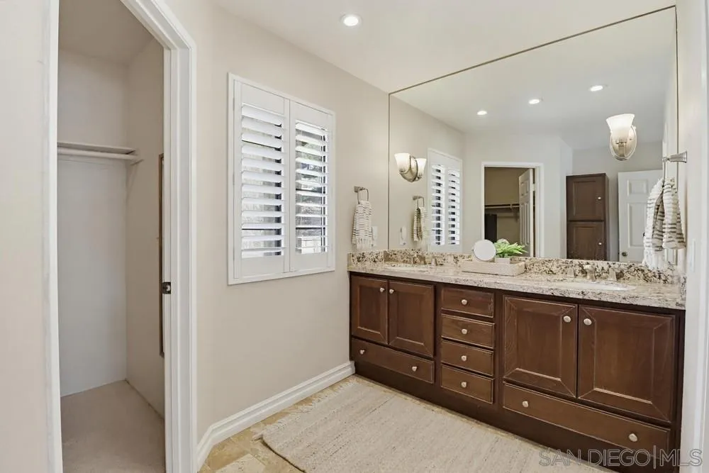 https://cdn.realtyfeed.com/cdn/127/260015557/b36f8c0f76071d6279b83ddc76a368d1.webp