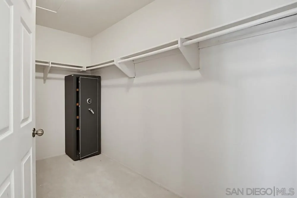 https://cdn.realtyfeed.com/cdn/127/260015557/c907faf8fdbd705b403802b0b48ebd4f.webp