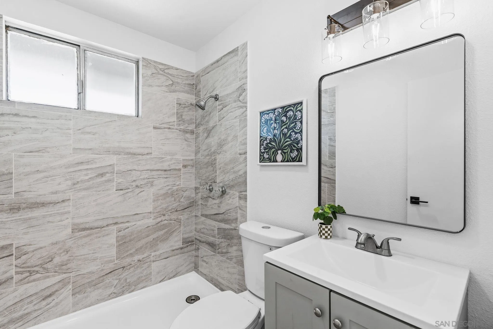 https://cdn.realtyfeed.com/cdn/127/260015558/17a964959e0b8b67c02acbfe54560e34.webp