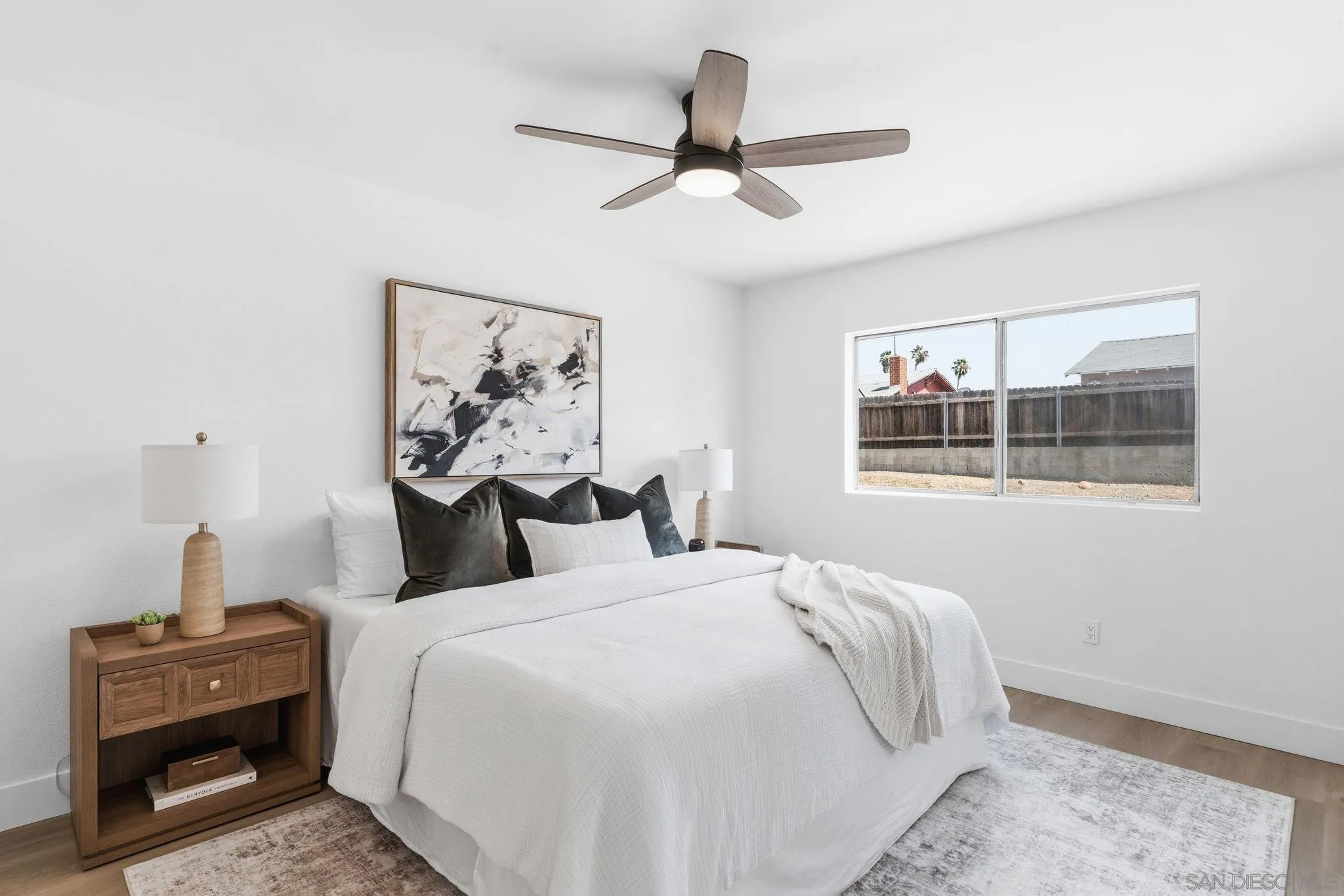 https://cdn.realtyfeed.com/cdn/127/260015558/2abc8da6aa2b7c98d3fef67affb56101.webp