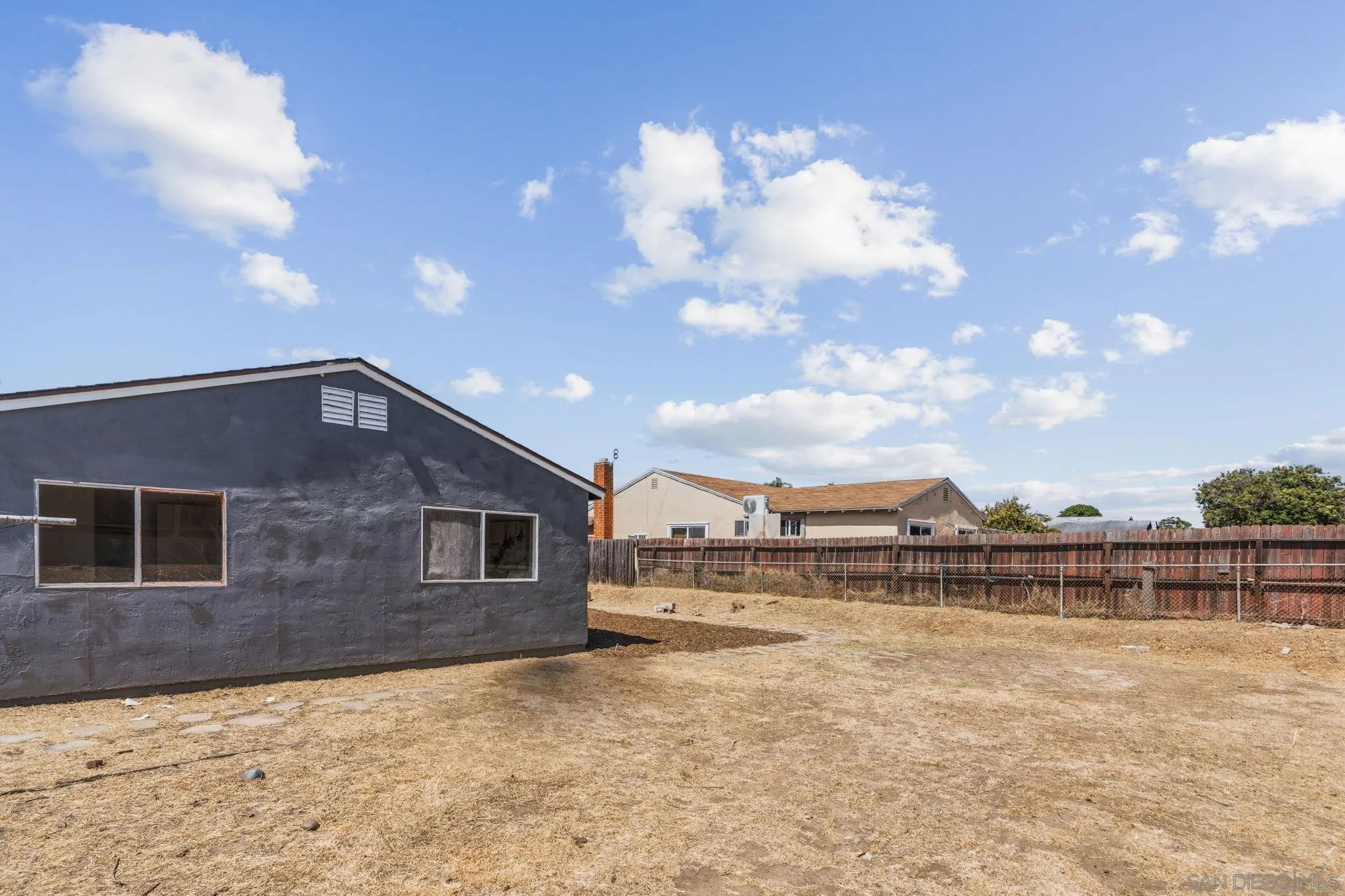 https://cdn.realtyfeed.com/cdn/127/260015558/d315153de03679cfefcbe9027481e5c0.webp