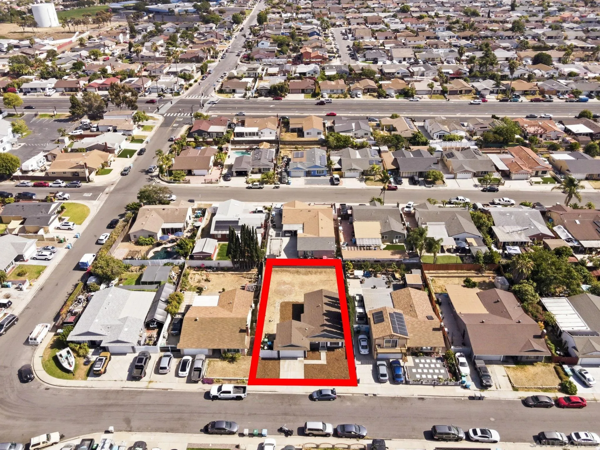 https://cdn.realtyfeed.com/cdn/127/260015558/e212bc8ec6dcf77b68f9a39bccb072e3.webp