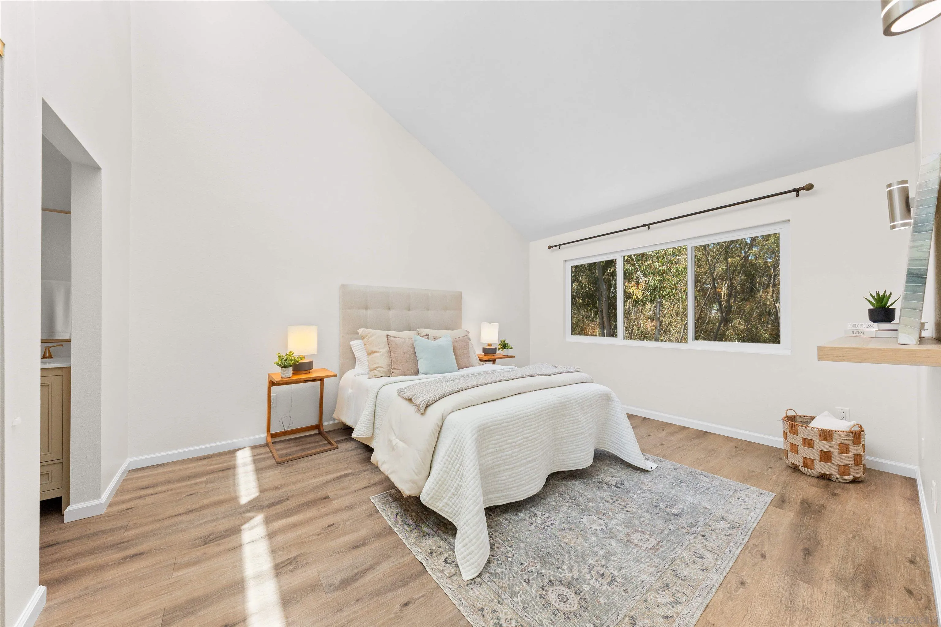 Photo #36: 260015560 Listing: Photo #36