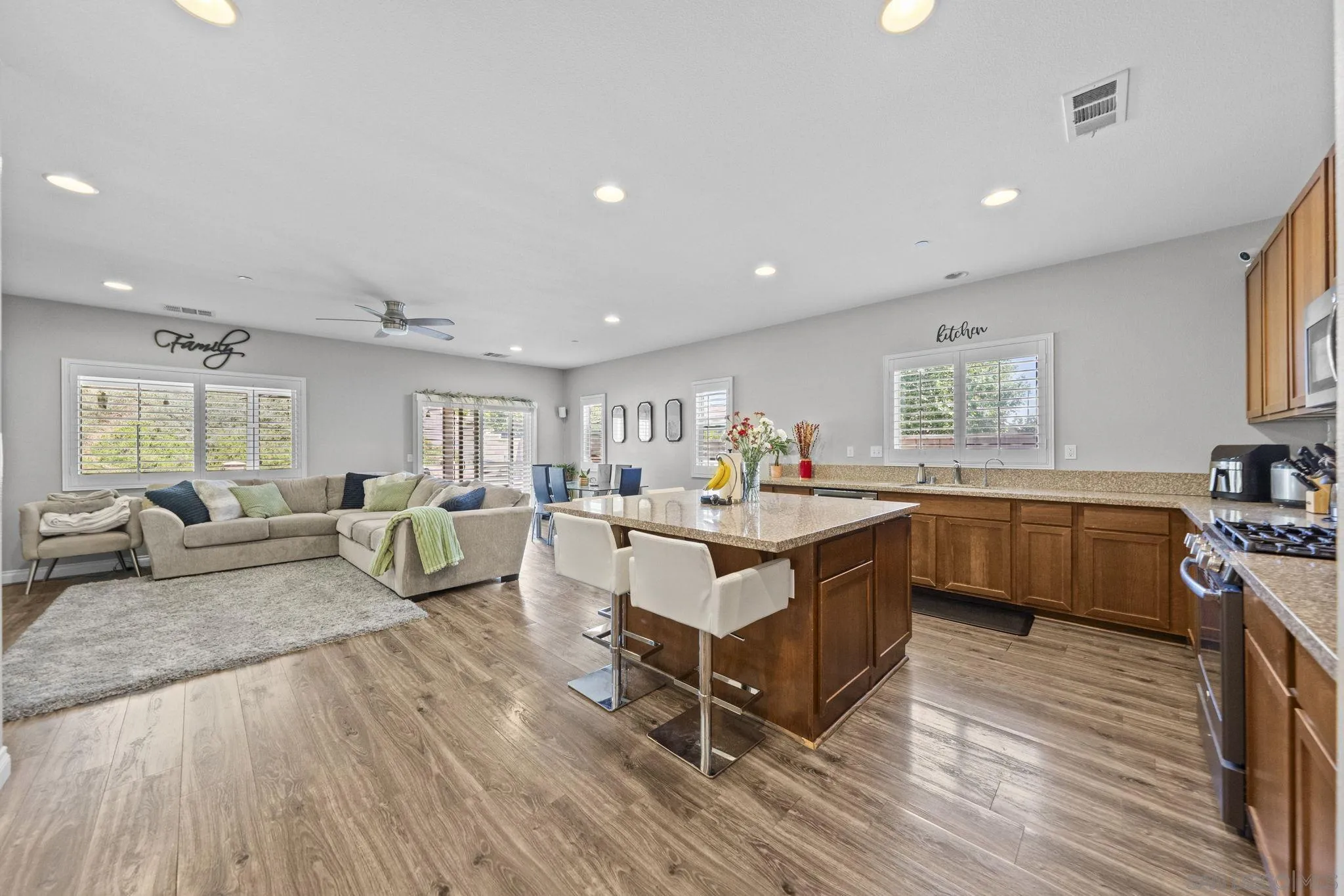 13180 Shiperio, beaumont, CA 92223 - Photo 2 of 22, Beaumont, CA