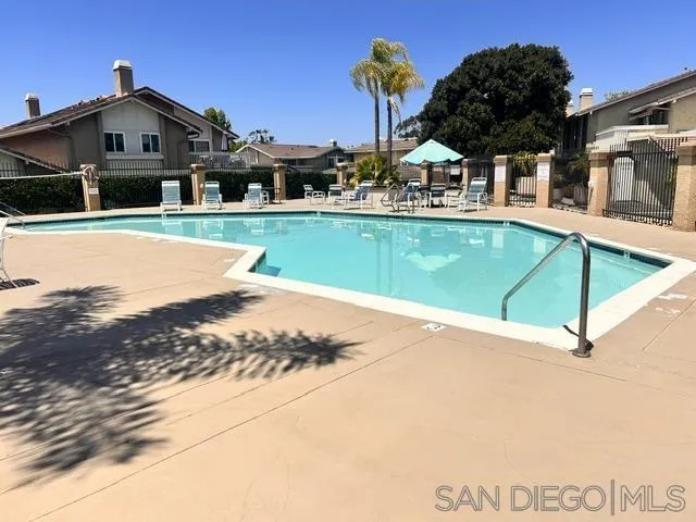 https://cdn.realtyfeed.com/cdn/127/260015563/30a828beab9fd61249fbf958ef8dda49.webp