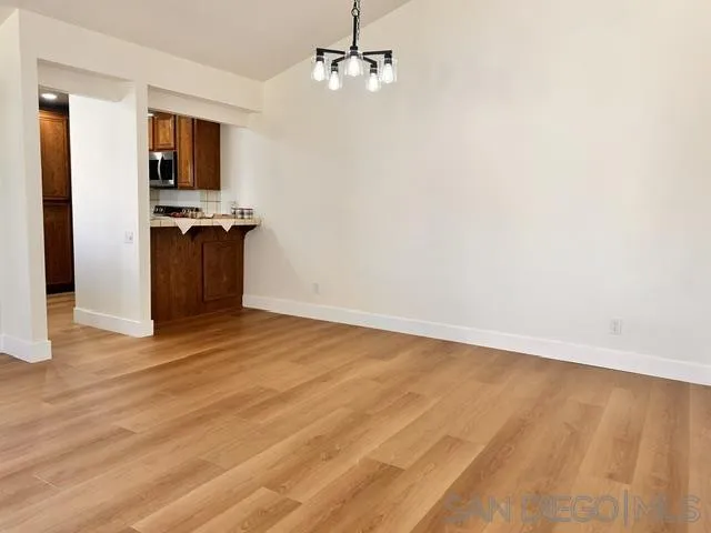 https://cdn.realtyfeed.com/cdn/127/260015563/4b9ace434fa30fd68820ebfc47002420.webp
