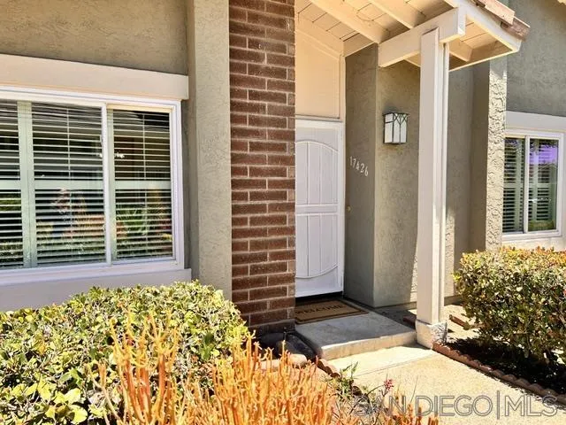 https://cdn.realtyfeed.com/cdn/127/260015563/73cc847b2dc16b66515dda34f05157e8.webp