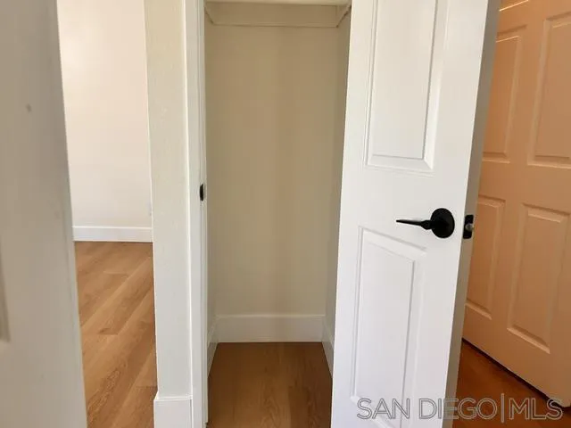https://cdn.realtyfeed.com/cdn/127/260015563/8ebc27a778d83e3454705701ad44c9ec.webp