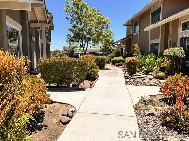 https://cdn.realtyfeed.com/cdn/127/260015563/a862fcfe6d94f704dead9cd022ba056e.webp