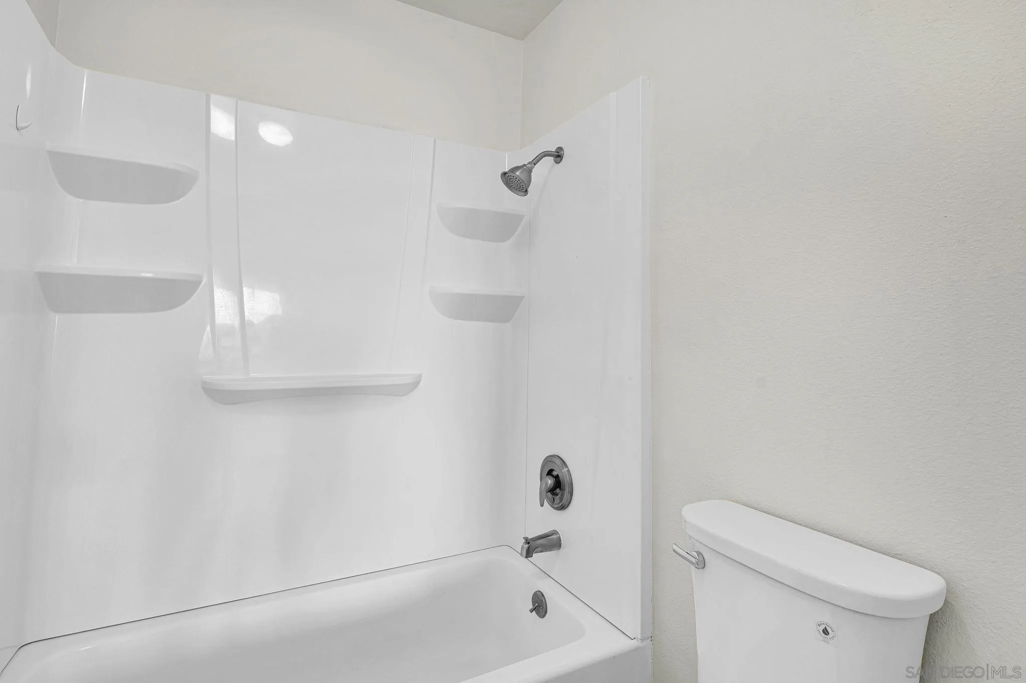 Photo #25: 260015566 Listing: Photo #25