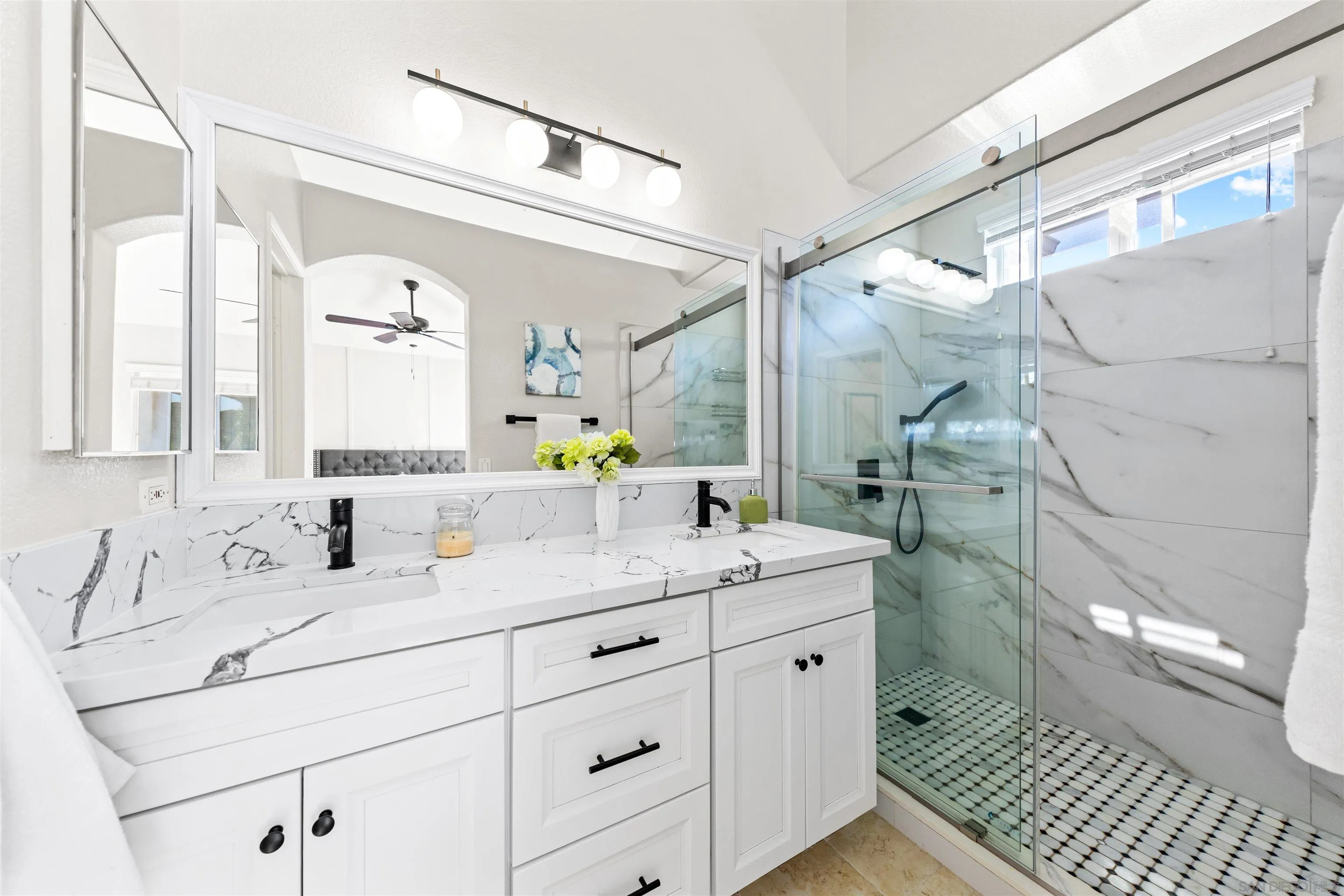https://cdn.realtyfeed.com/cdn/127/260015571/14a0e63dd1ce5c720730083a57a81f7d.webp