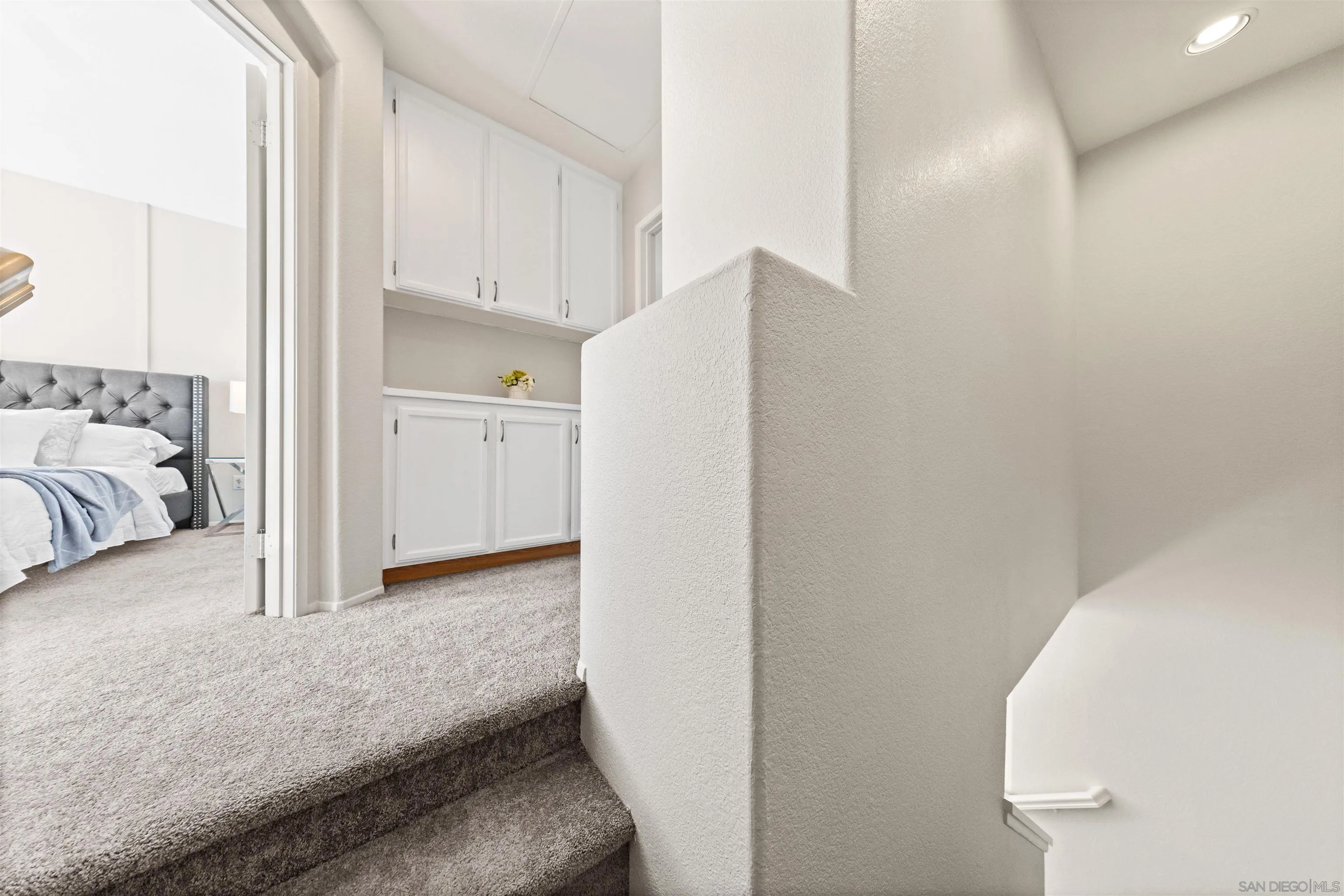 https://cdn.realtyfeed.com/cdn/127/260015571/458482f86b59a2001ed895d955ed4dfe.webp