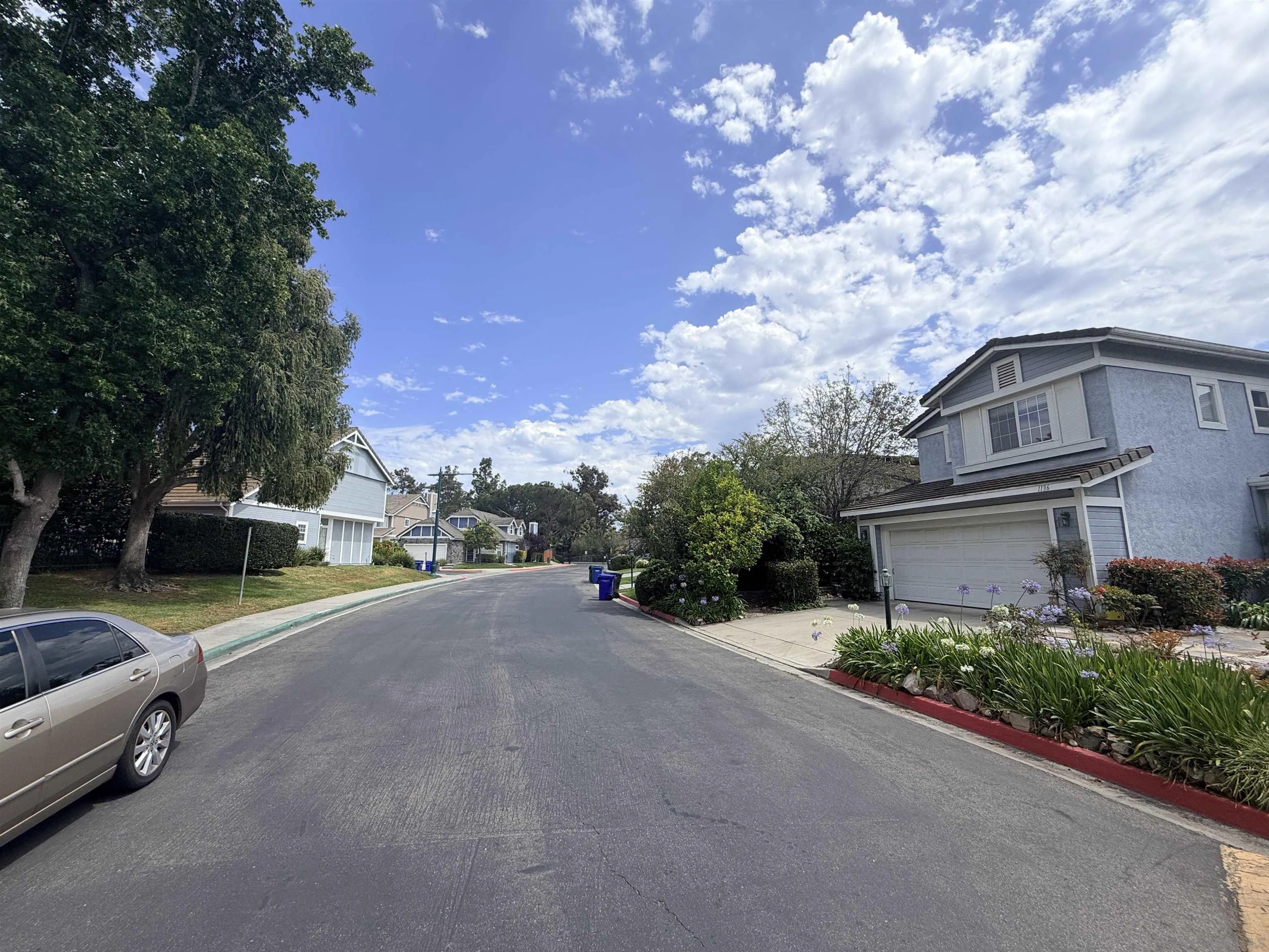 https://cdn.realtyfeed.com/cdn/127/260015572/36aa3f207bdee2314884a9b2b1e3cd99.webp