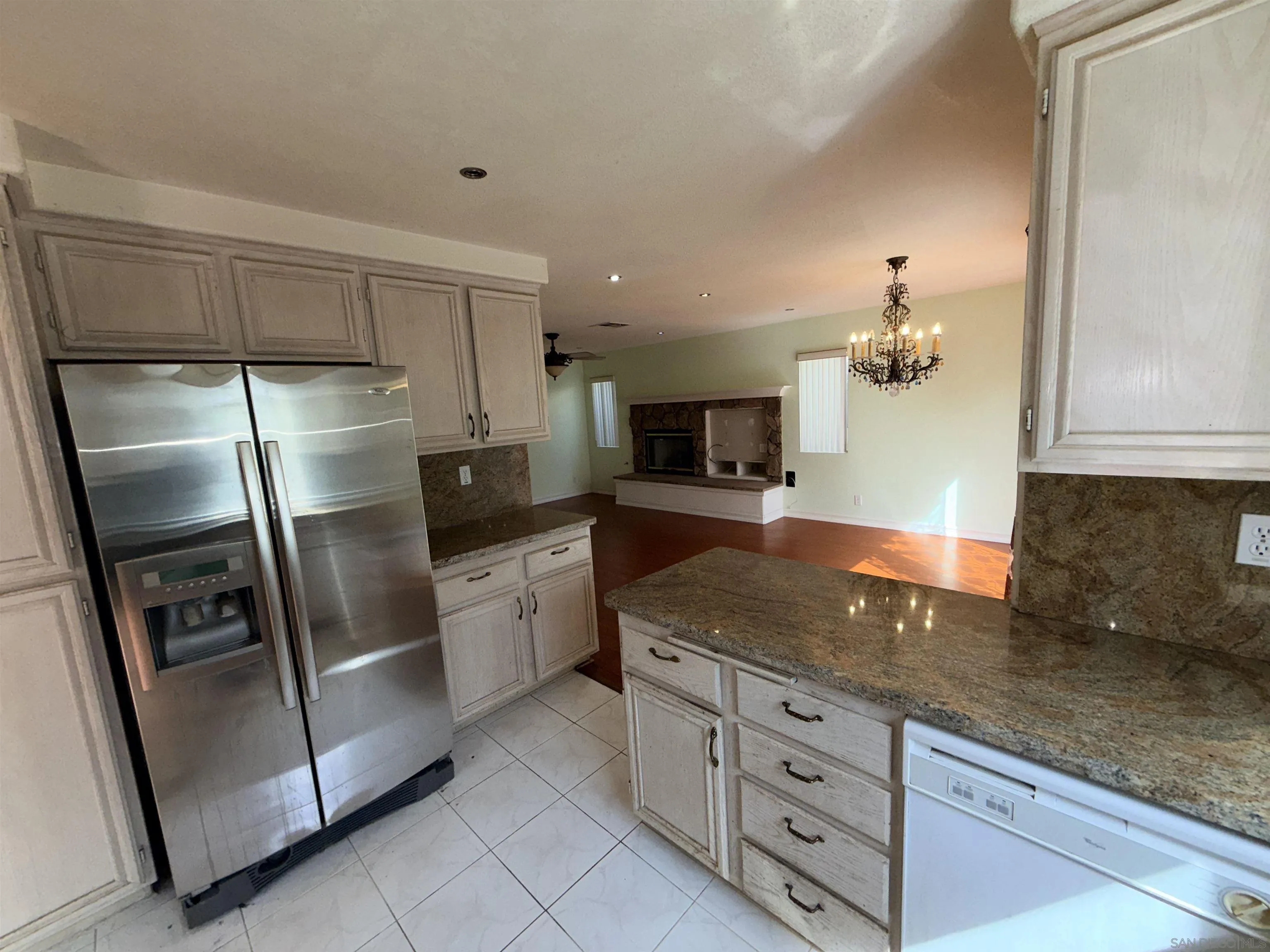 https://cdn.realtyfeed.com/cdn/127/260015572/95248e9f10ceb1490524a6dca3102280.webp