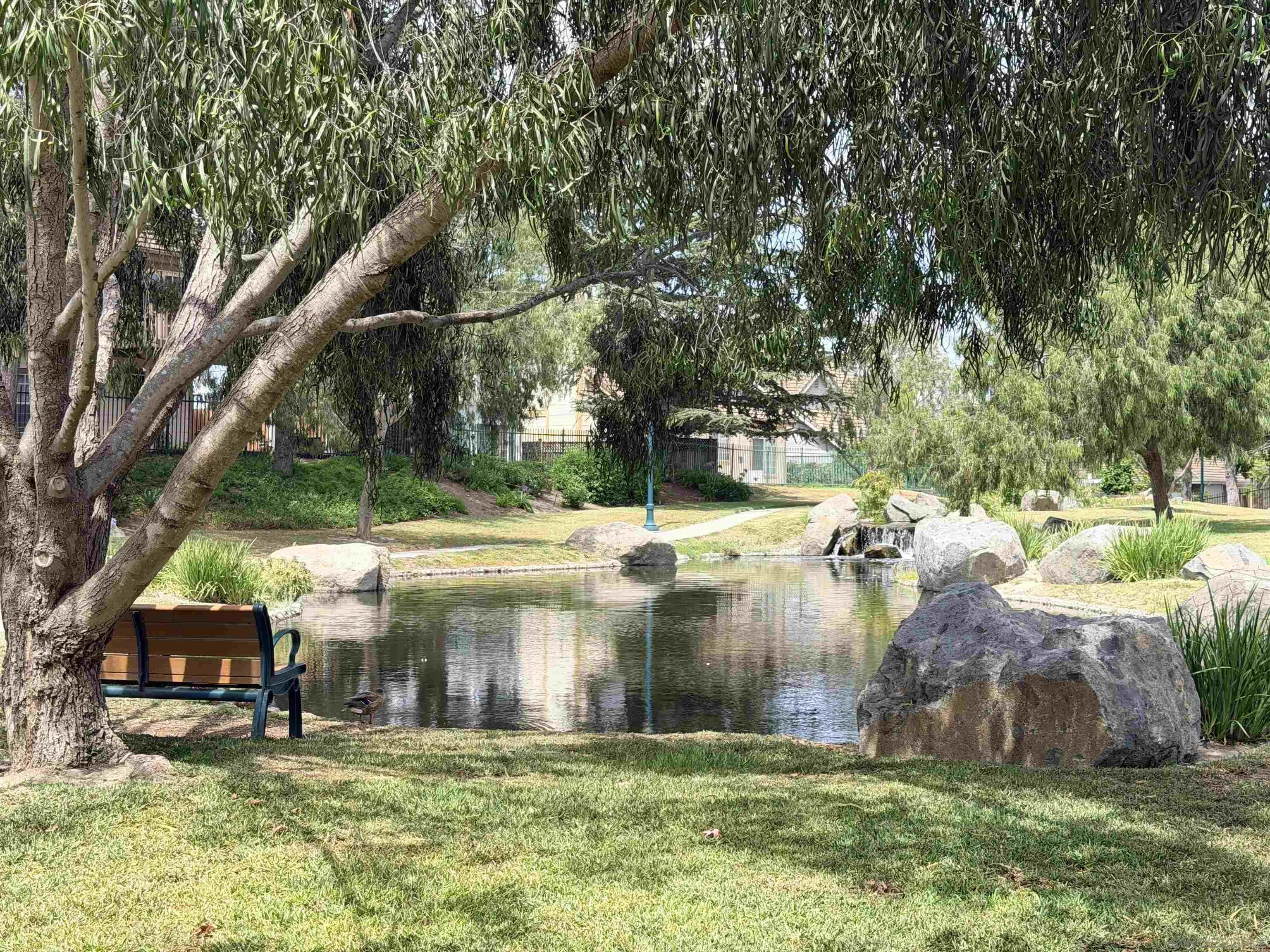 https://cdn.realtyfeed.com/cdn/127/260015572/af755f51c0962a160f526175080c65fe.webp