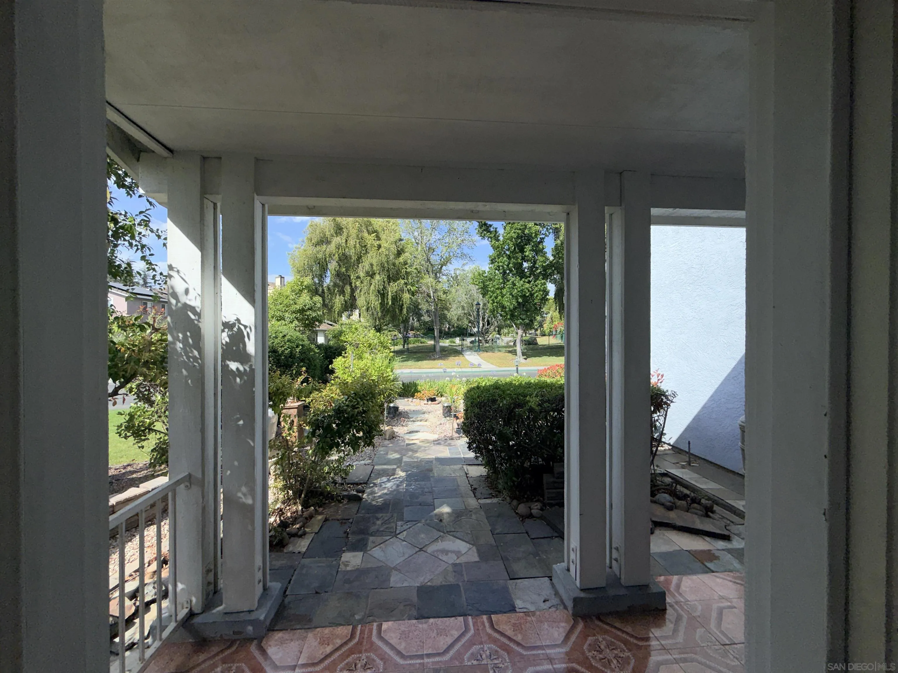 https://cdn.realtyfeed.com/cdn/127/260015572/c502e221154d0d3470d4c8aa8ce98a29.webp