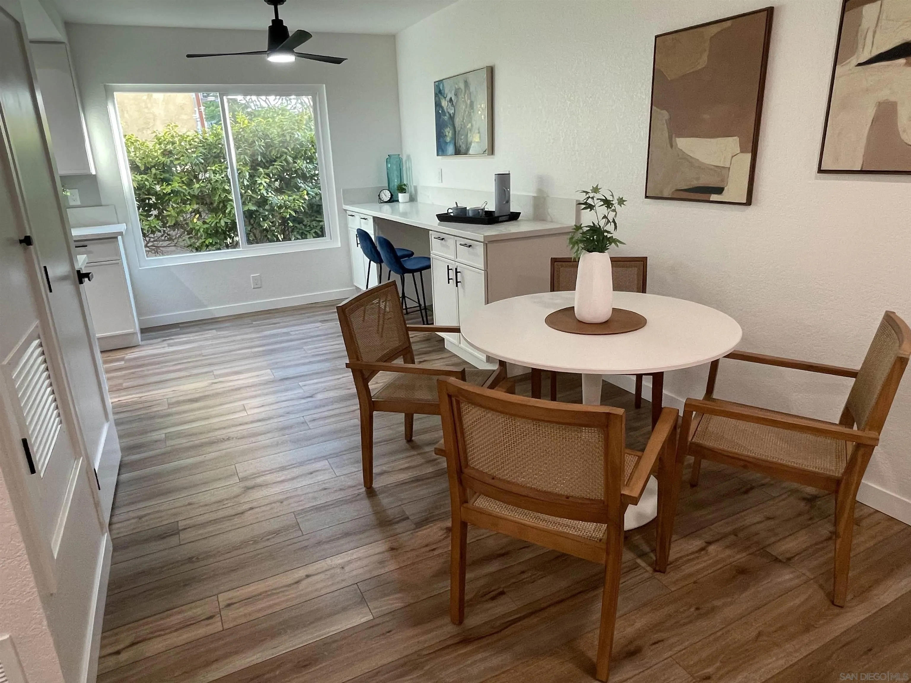 https://cdn.realtyfeed.com/cdn/127/260015579/83358cffef7b32c42a9b703bf5f2bfea.webp