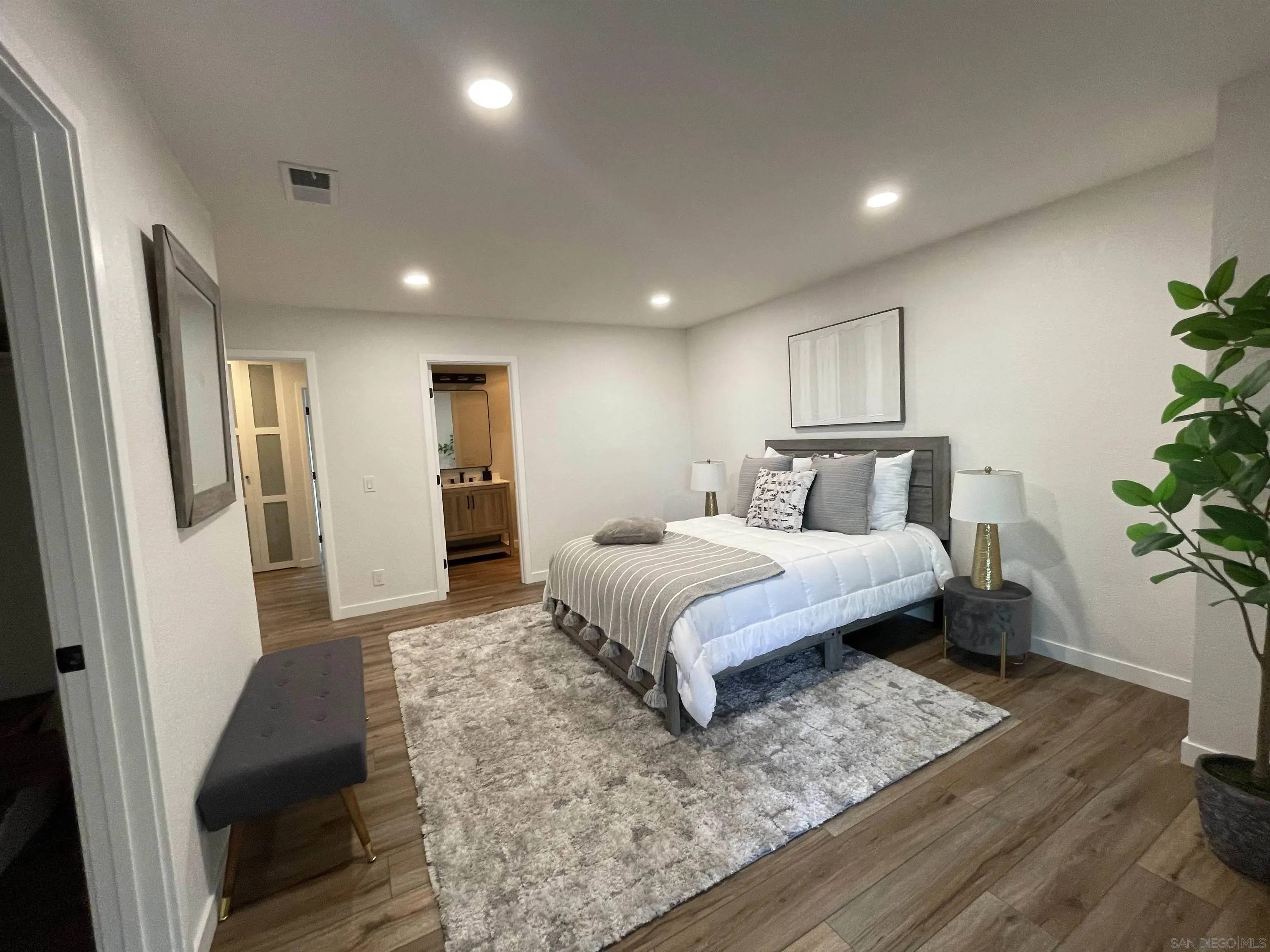 https://cdn.realtyfeed.com/cdn/127/260015579/89ff53bf808ccbc9ce860f5b3b47b783.webp