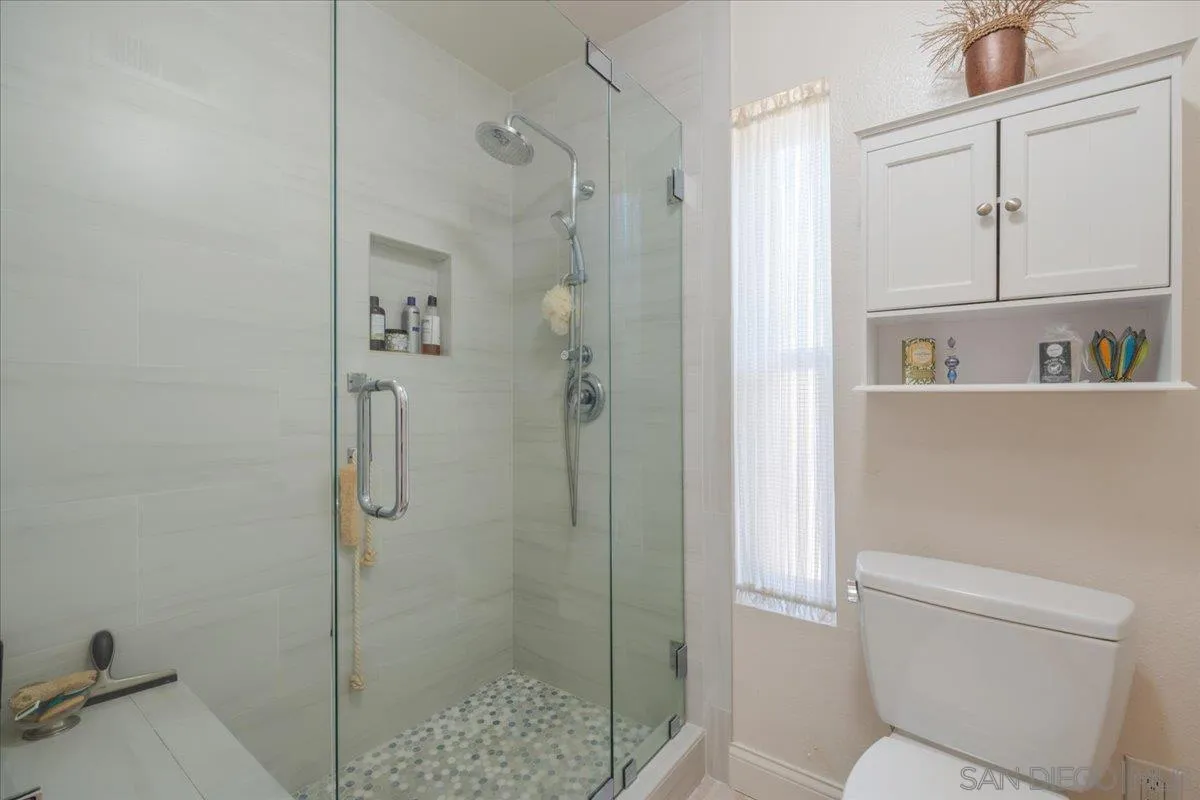 https://cdn.realtyfeed.com/cdn/127/260015582/2287aff3091a498ae9148b711459e88d.webp