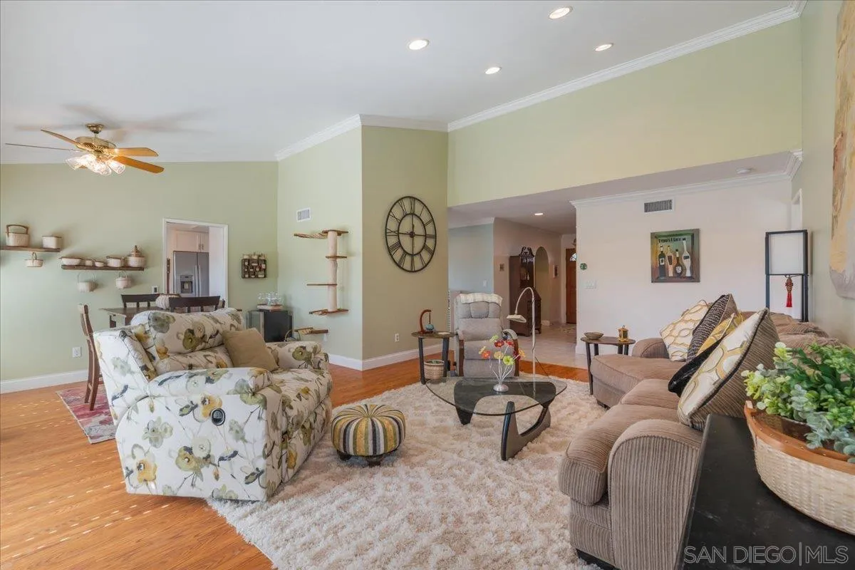https://cdn.realtyfeed.com/cdn/127/260015582/6ad706628b90d4dd9c43c6927c9f918f.webp
