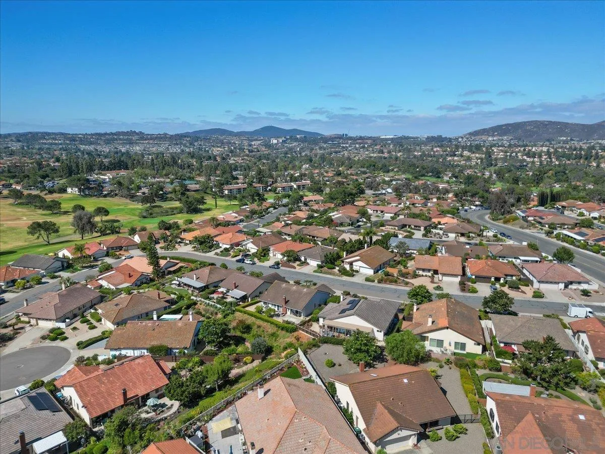 https://cdn.realtyfeed.com/cdn/127/260015582/e4c1651b1fae07ce4c0105013fa70ecb.webp