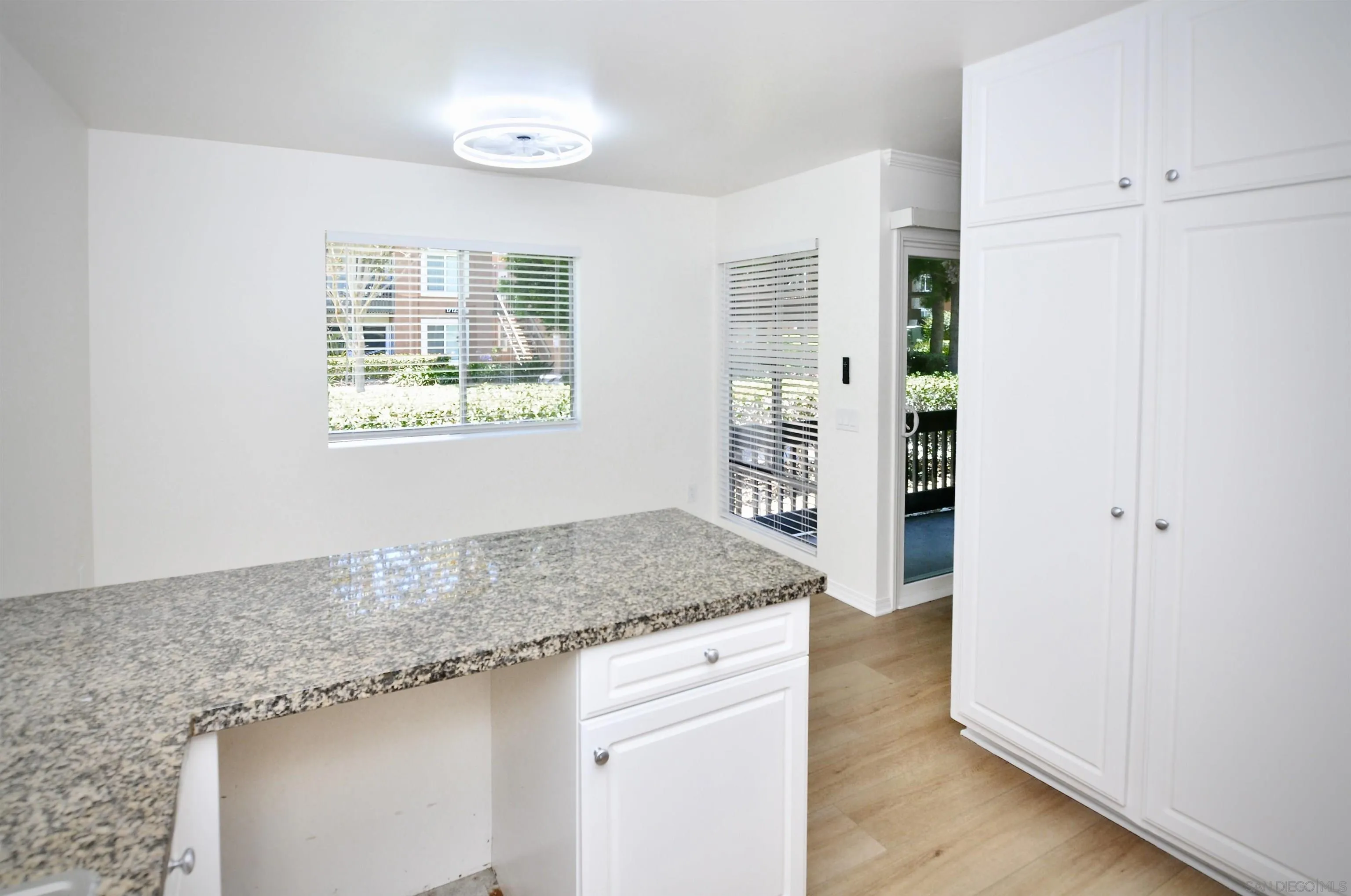 Photo #7: 260015595 Listing: Photo #7
