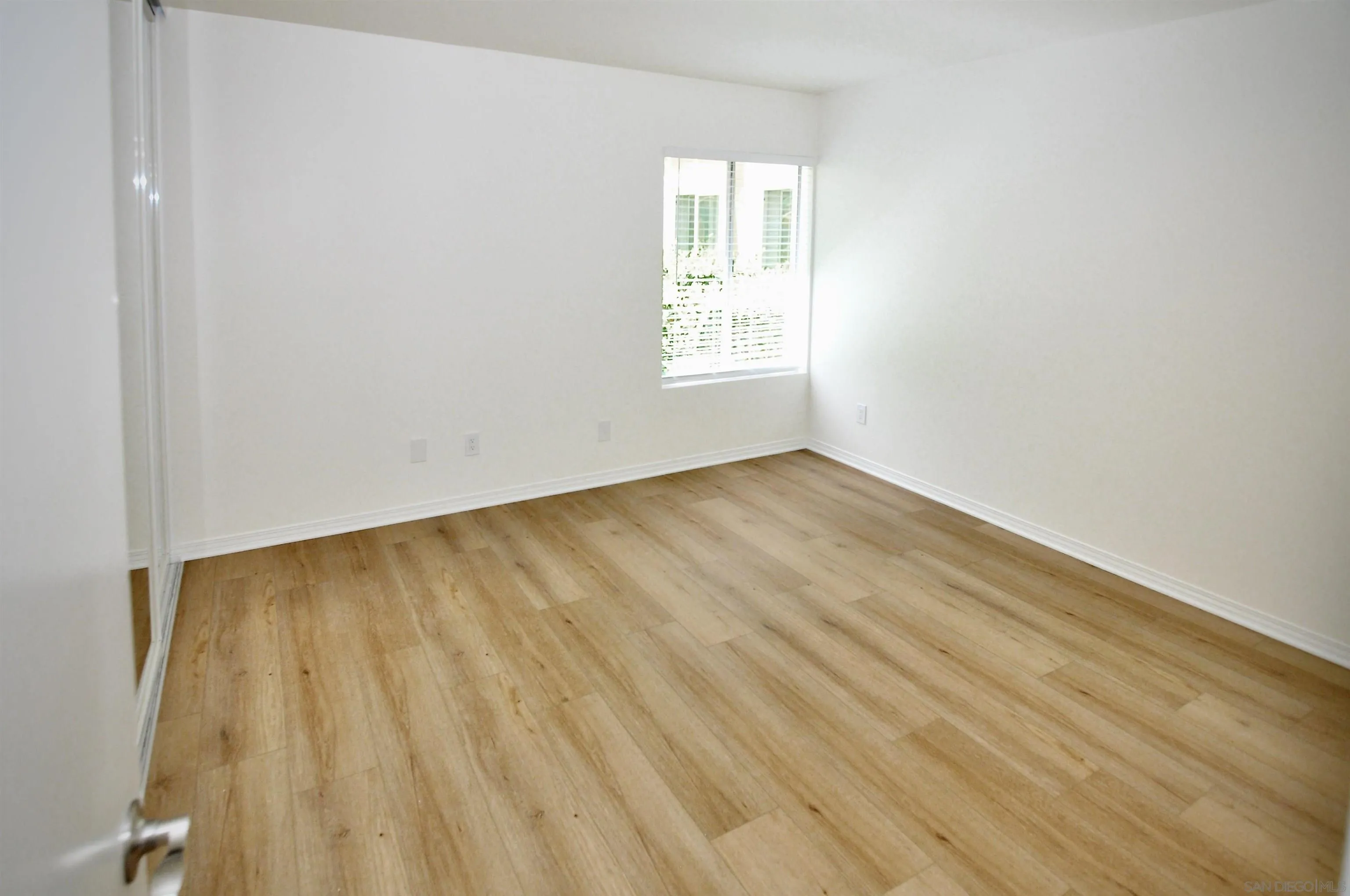 Photo #38: 260015595 Listing: Photo #38