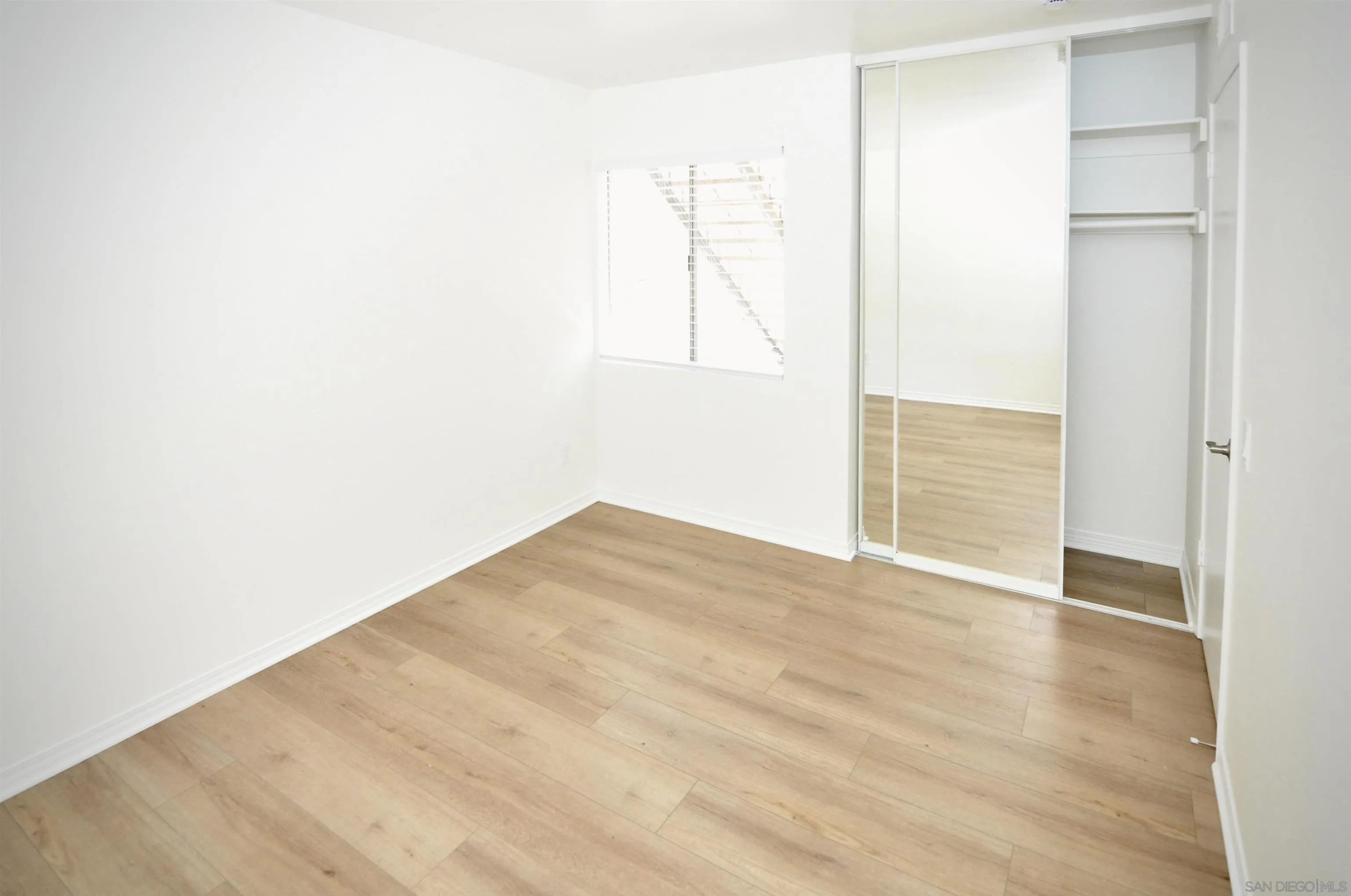 Photo #33: 260015595 Listing: Photo #33