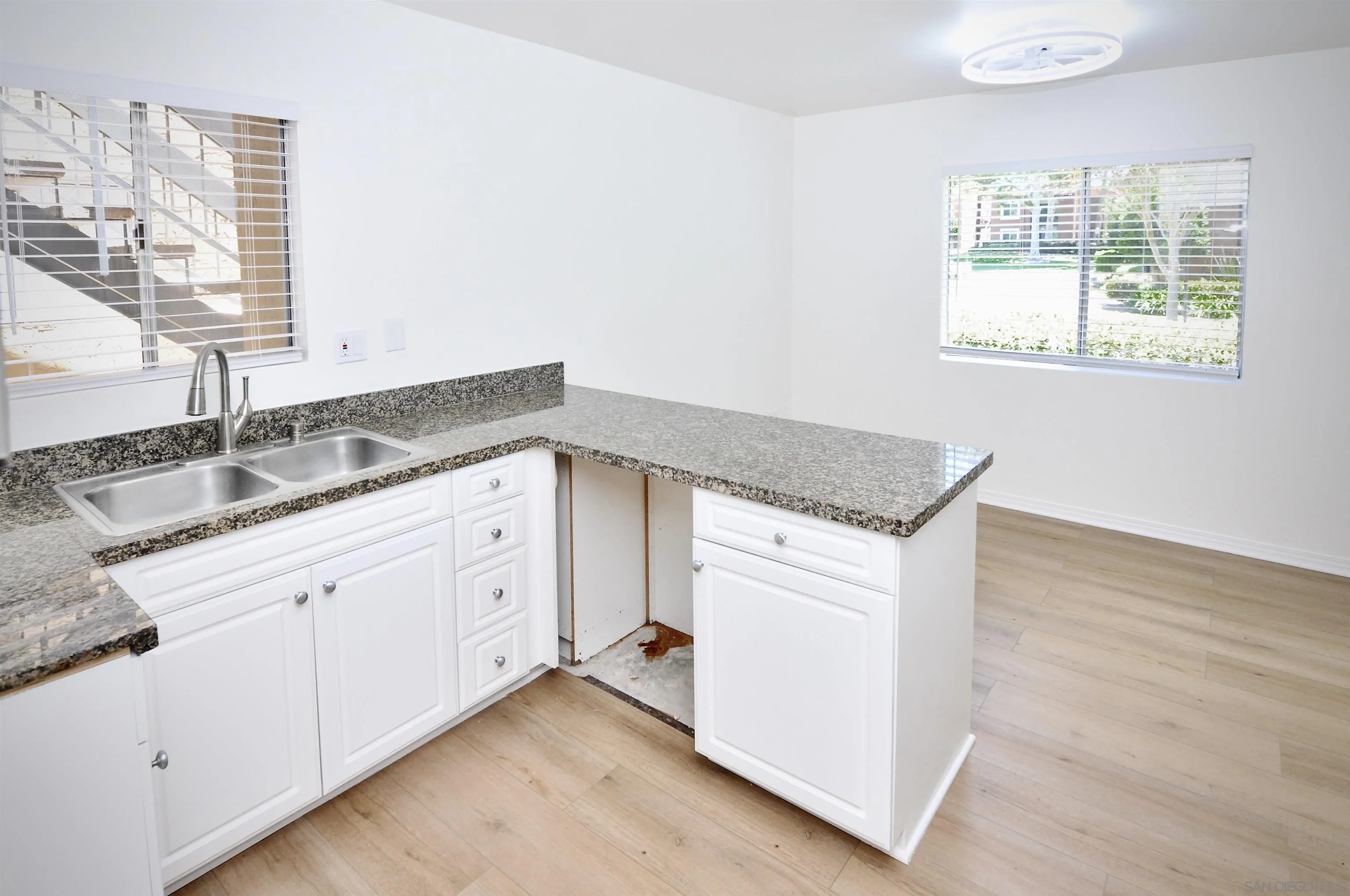Photo #26: 260015595 Listing: Photo #26
