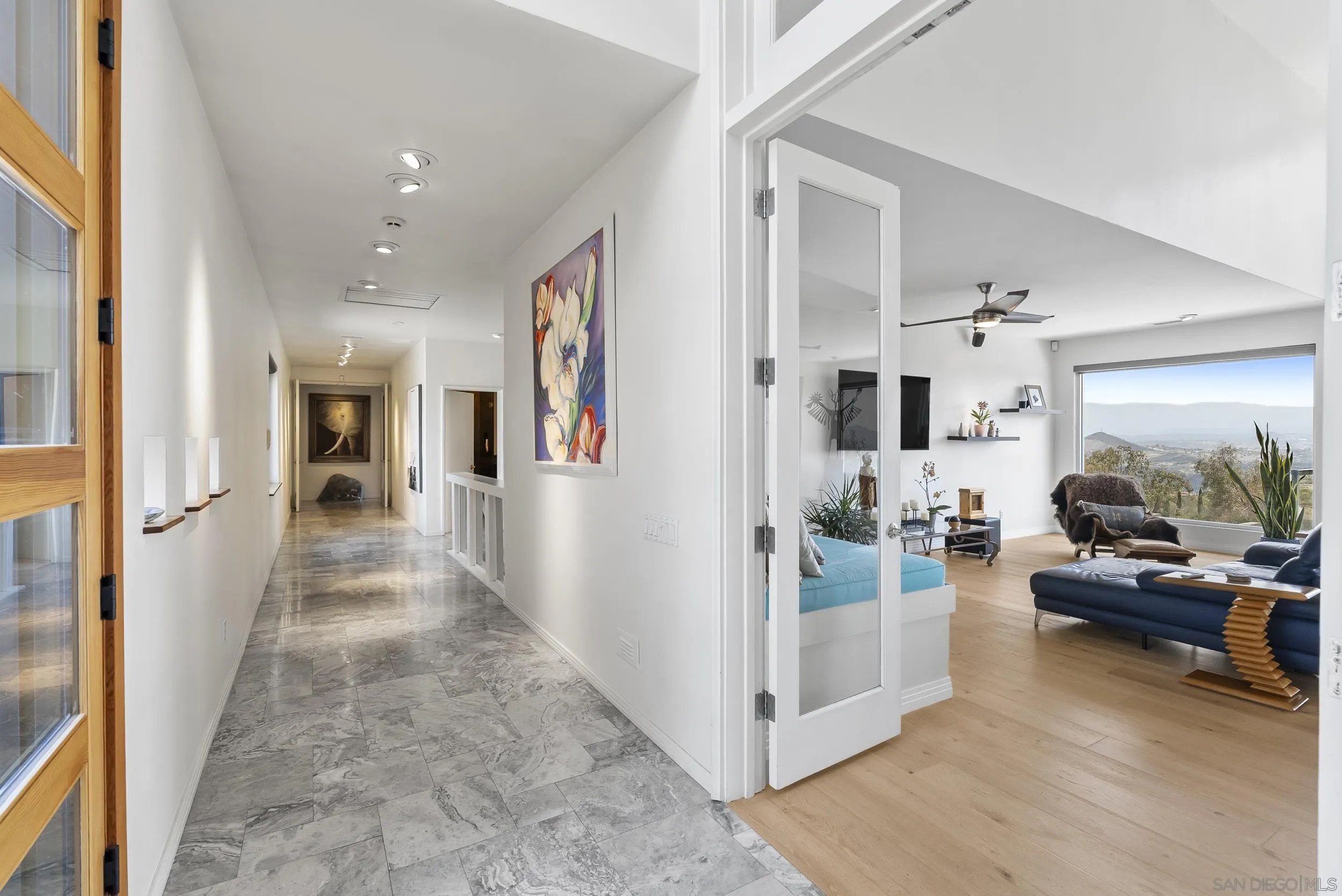 https://cdn.realtyfeed.com/cdn/127/260015597/24ca735d852aecc125e59c824d1db0dd.webp