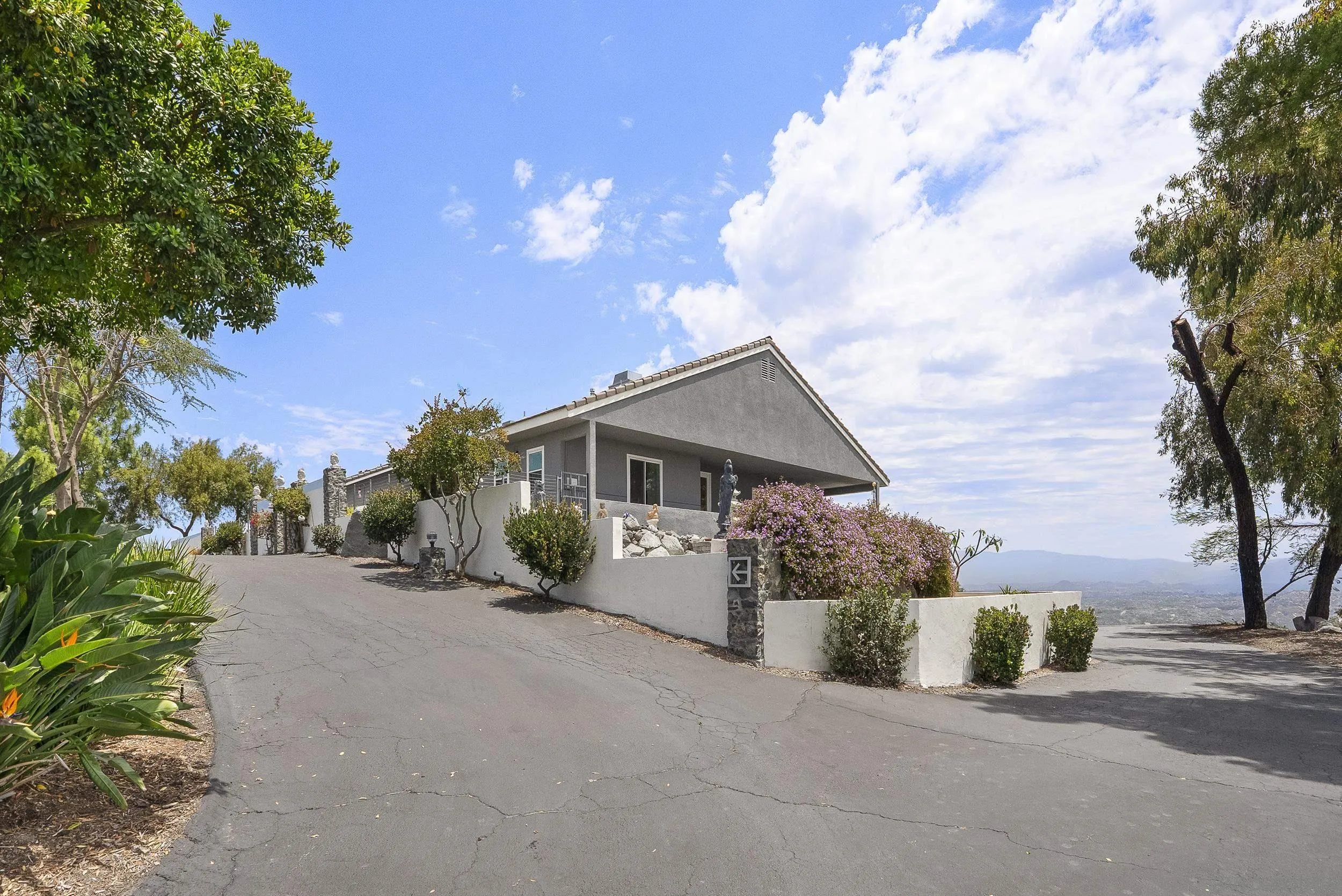 https://cdn.realtyfeed.com/cdn/127/260015597/3fbe2f104039ccbefb25f043750b4934.webp