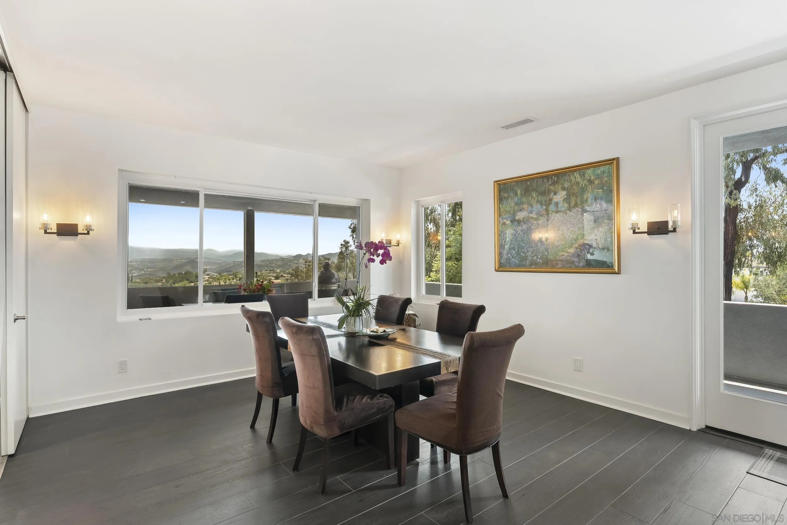 https://cdn.realtyfeed.com/cdn/127/260015597/f2a404eafff49603decd809a5022baf0.webp