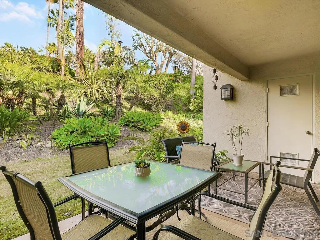 7301 Calle De Fuentes, Carlsbad, CA 92009 - Photo 5 of 22, Carlsbad, CA