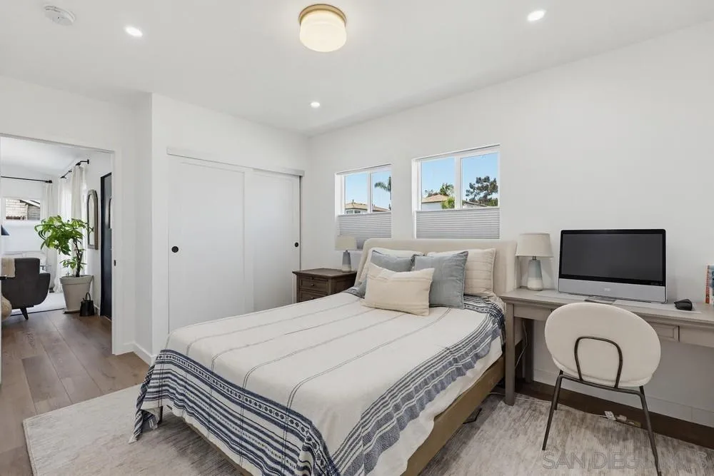https://cdn.realtyfeed.com/cdn/127/260015604/ae5e207df705f62cd71672bf5b66cfcf.webp