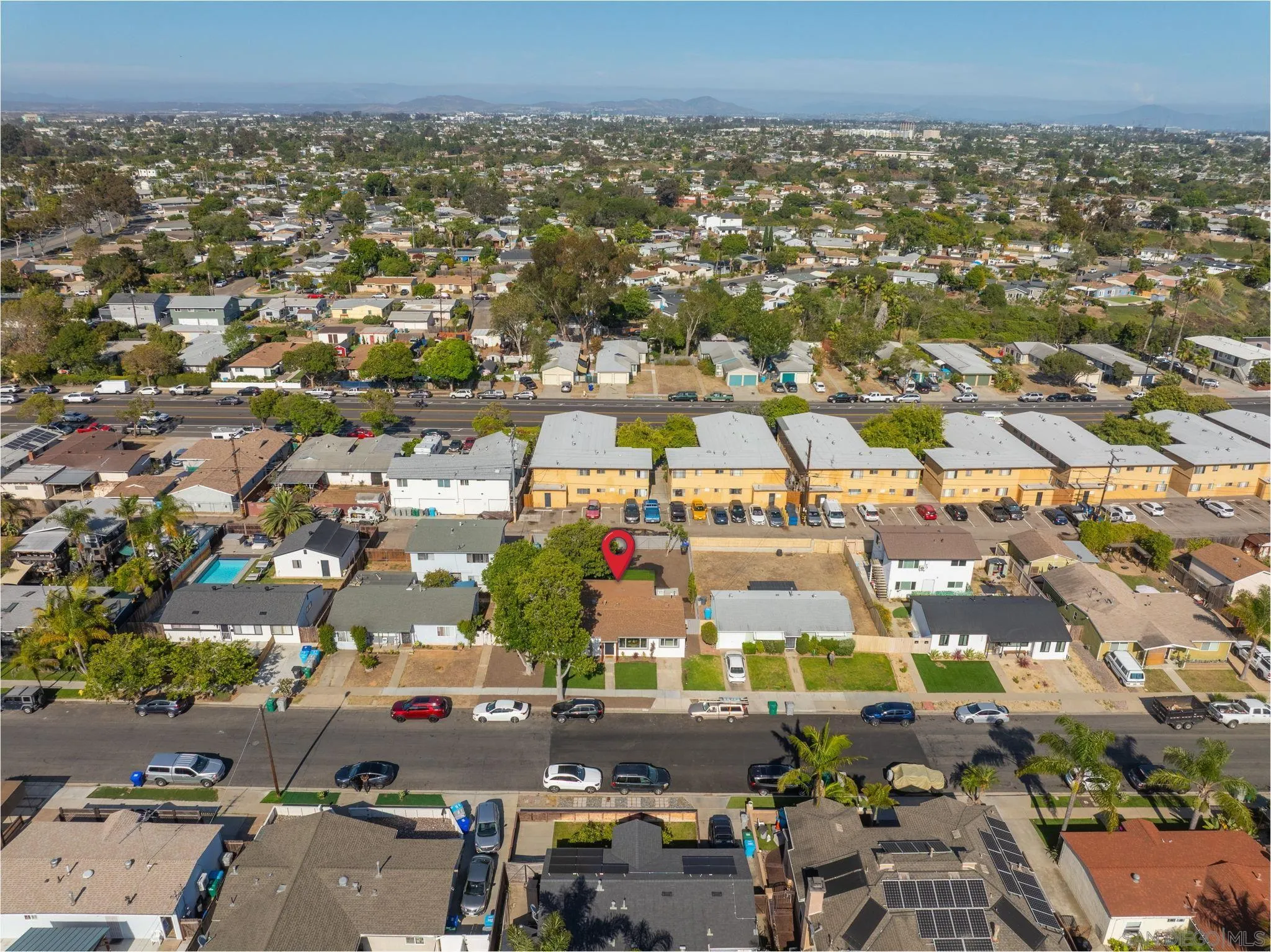 https://cdn.realtyfeed.com/cdn/127/260015611/8f61b3dffdf2d9527c164f85d5d14f44.webp