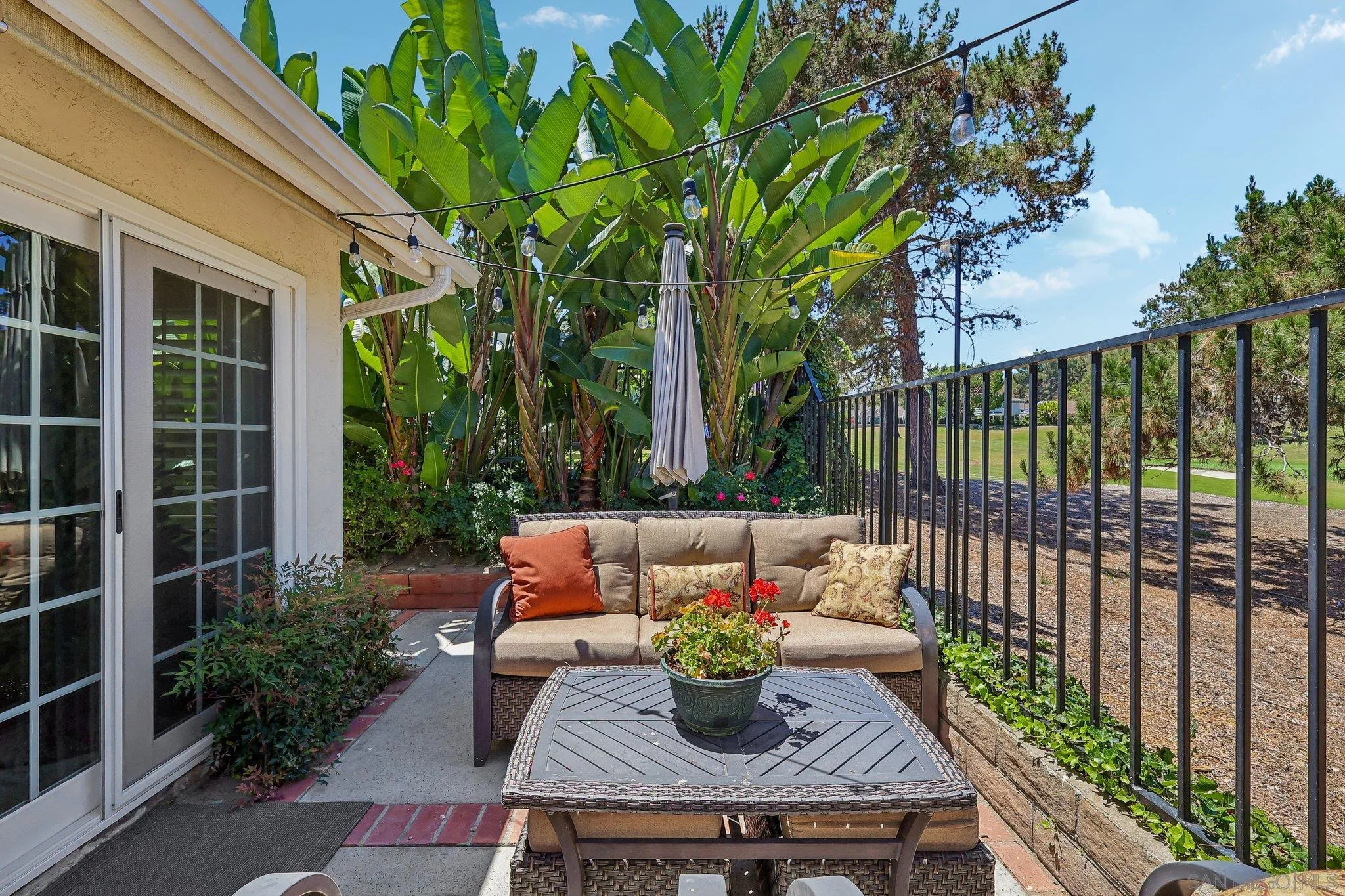 https://cdn.realtyfeed.com/cdn/127/260015613/18528384d53b4b4ca982bd3dea325d18.webp