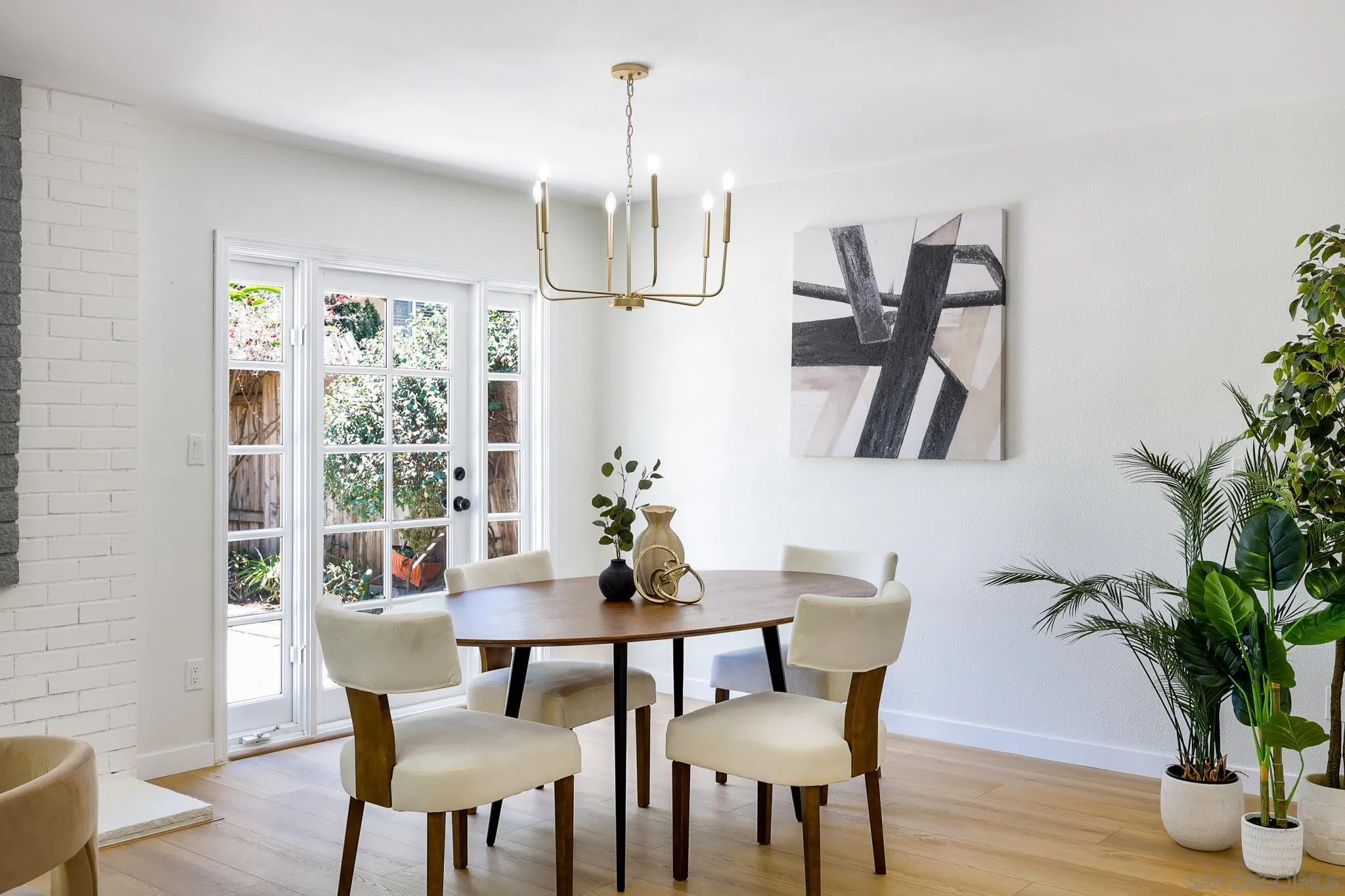 https://cdn.realtyfeed.com/cdn/127/260015614/3fa6633117ace40a8dd65e1a1d2a36f9.webp