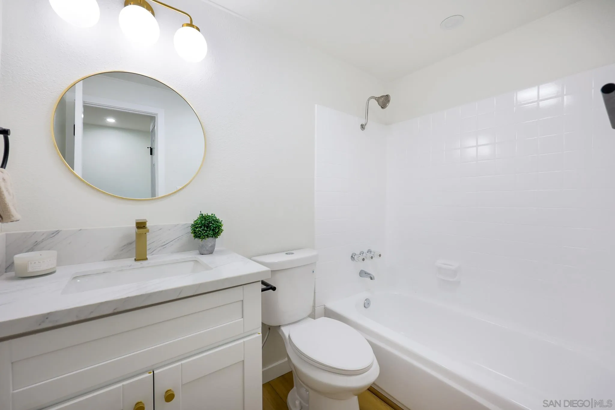 https://cdn.realtyfeed.com/cdn/127/260015614/d2b6bcd8f8759a339a29025f75e7e0ec.webp